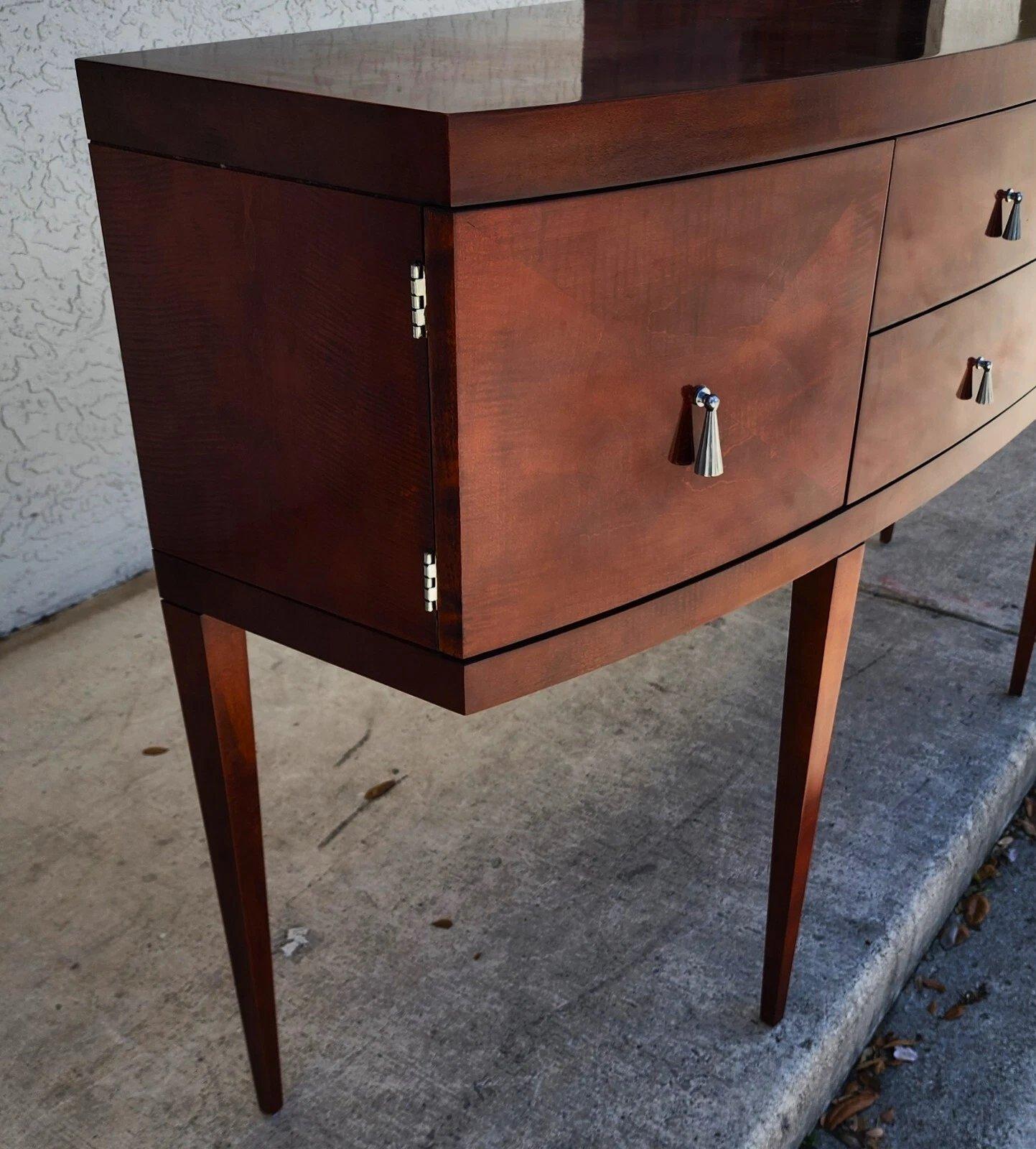 Credenza Buffet Baker Archetype Collection'S In condizioni buone in vendita a Lake Worth, FL