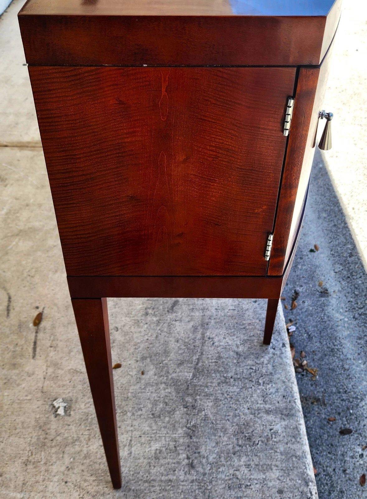 Fine XX secolo Credenza Buffet Baker Archetype Collection'S in vendita