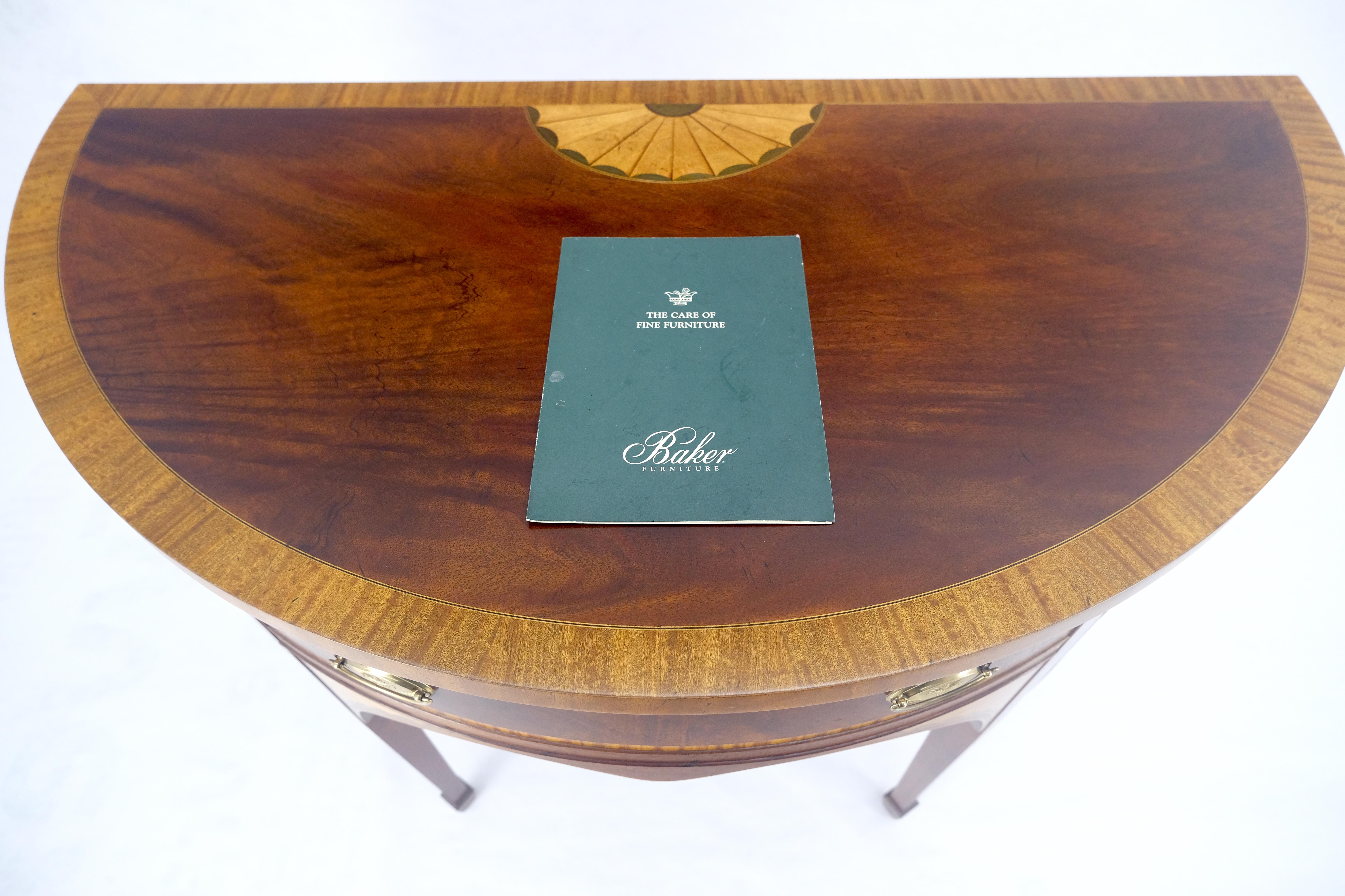 Federale Credenza Feder Baker a fasce intarsiate Demi Lune MINT! in vendita