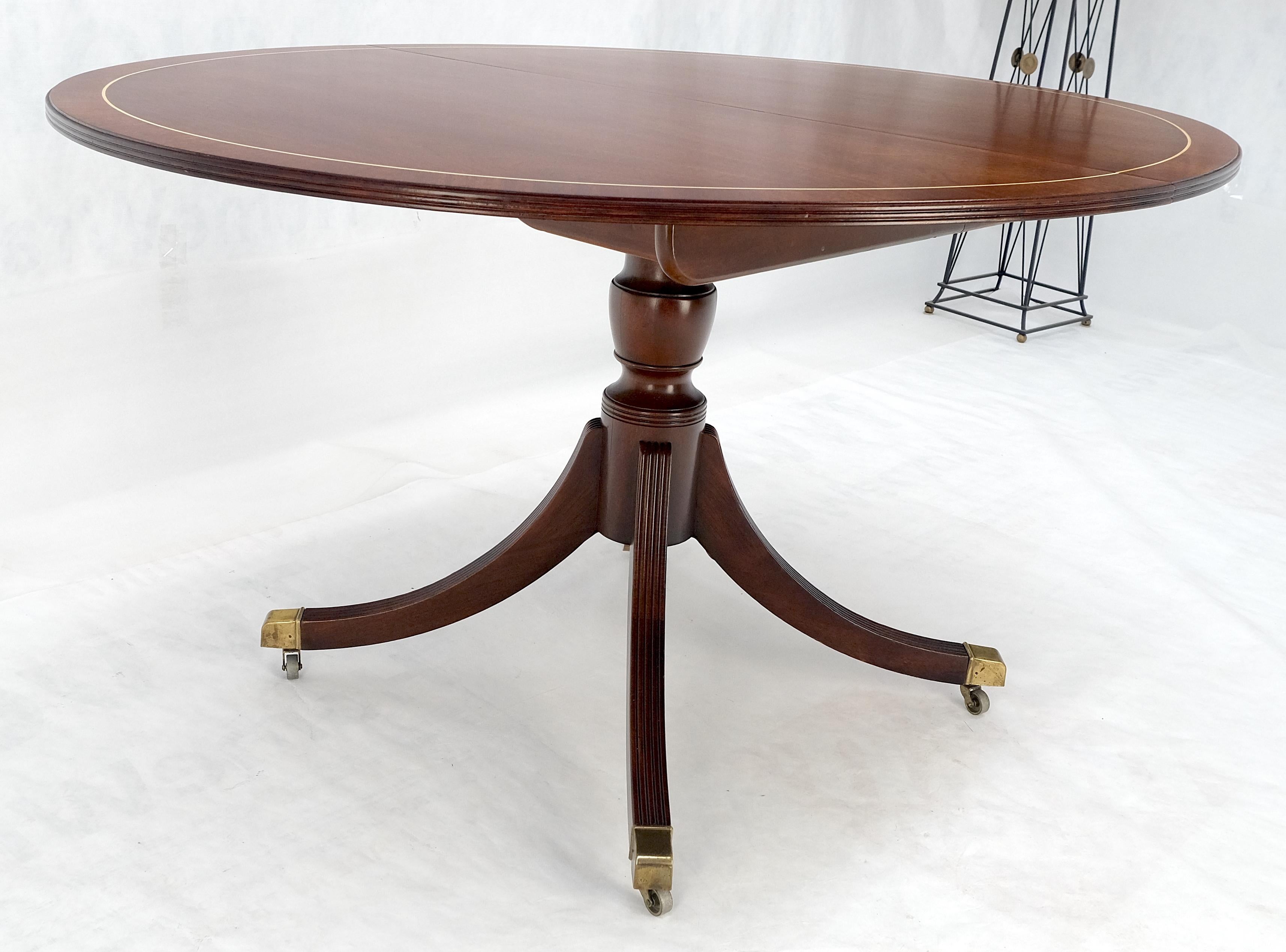Baker Banded Oval Round Single Pedestal Mahogany Dining Table 2x20