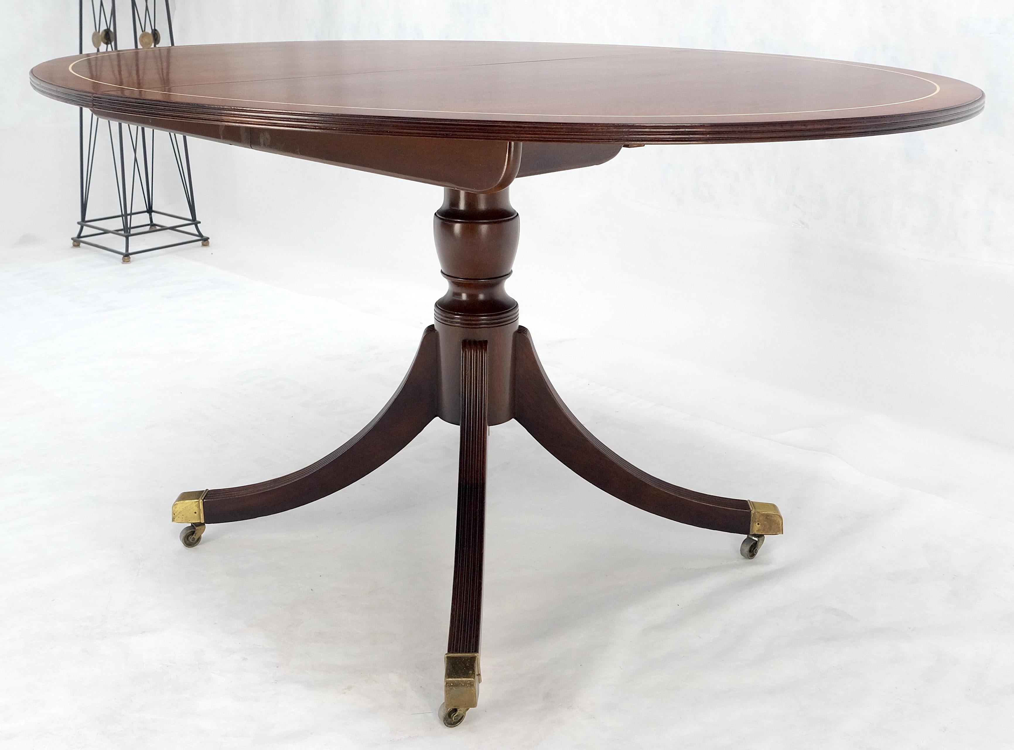 Baker Banded Oval Round Single Pedestal Mahogany Dining Table 2x20