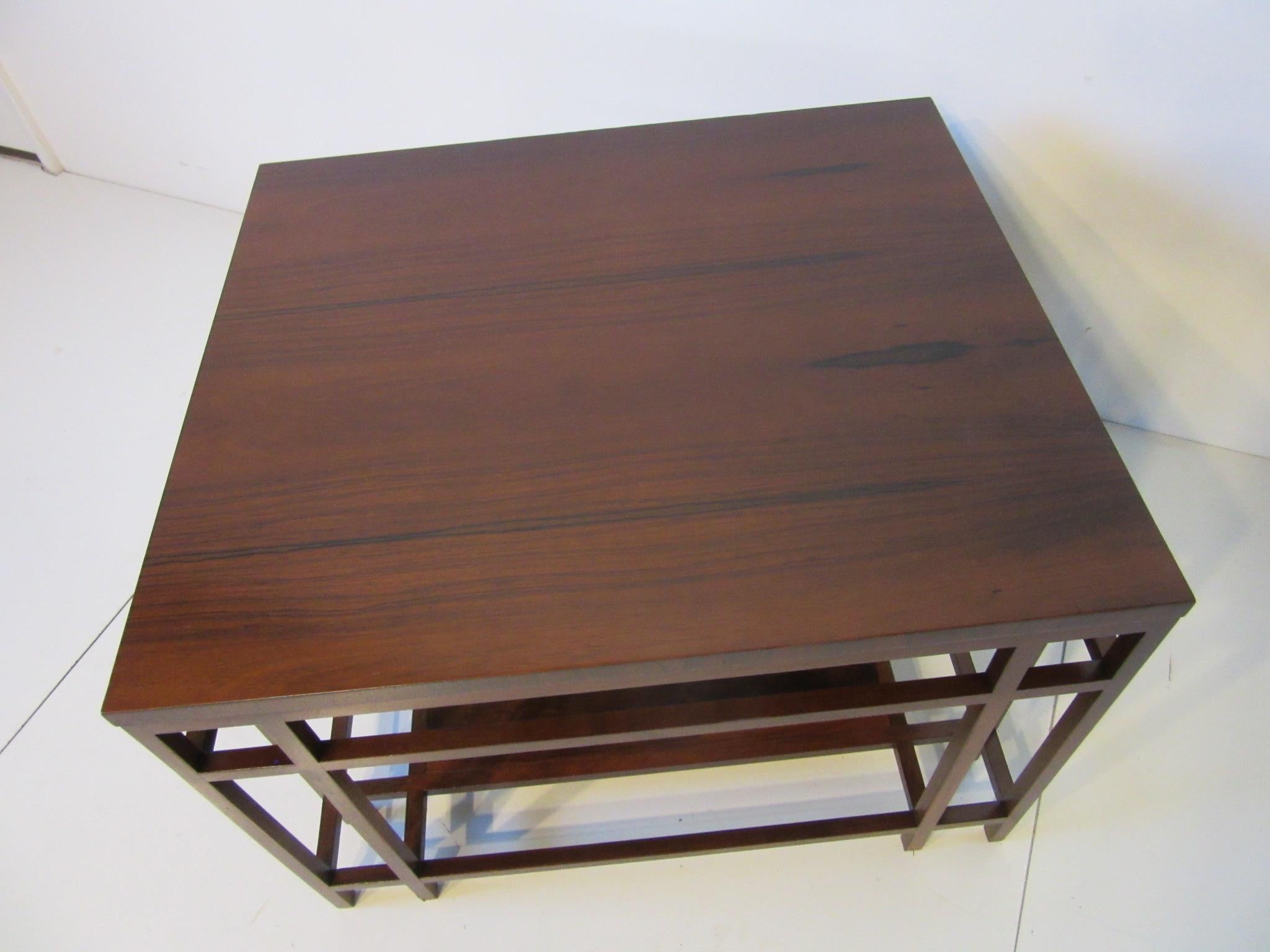 Mid-Century Modern Baker Brazilian Rose Wood Side / End Table