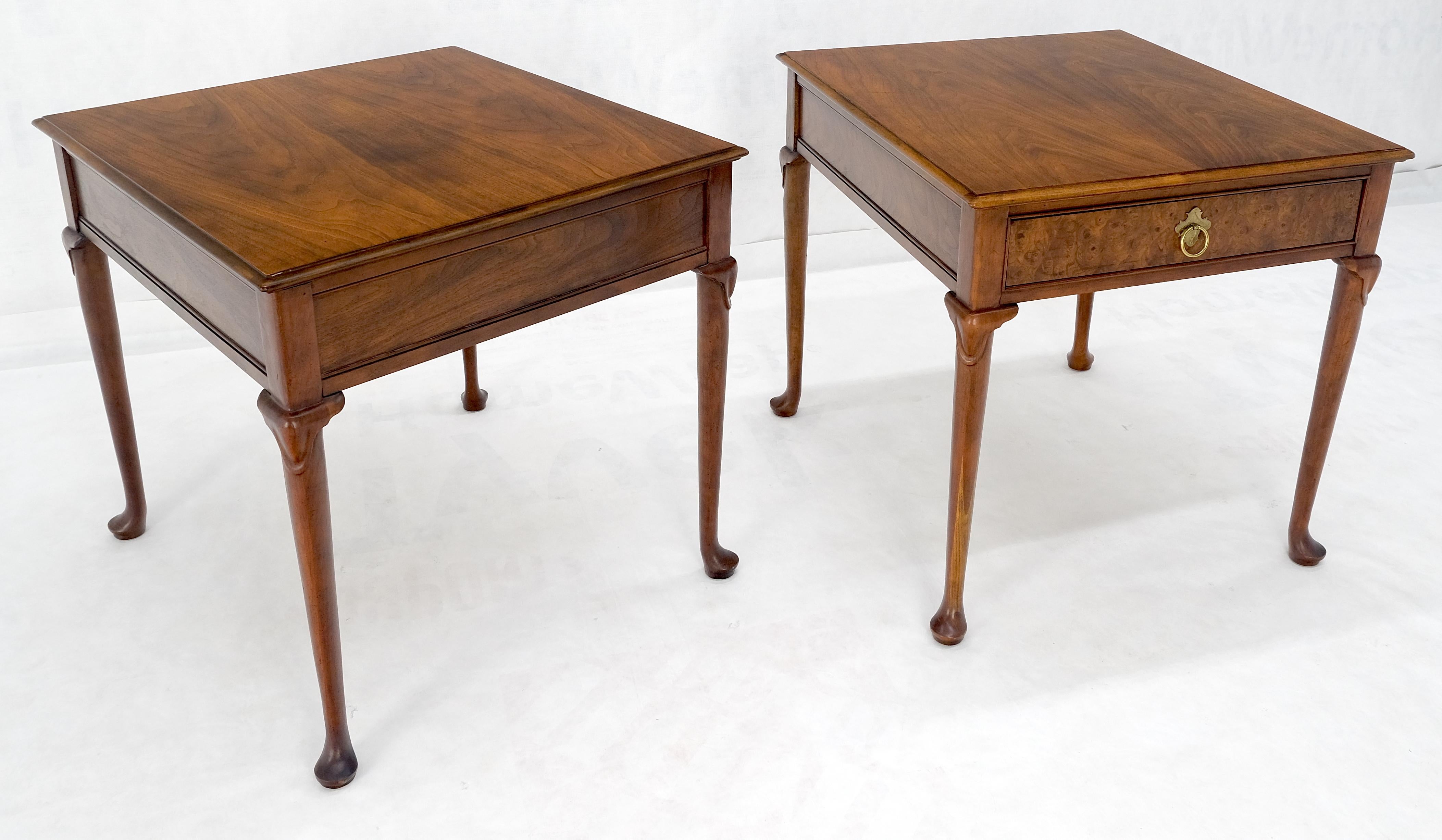 Baker Burl Wood Walnut Brass Drop Ring Pulls One Drawer Nightstands End Tables In Good Condition For Sale In Rockaway, NJ