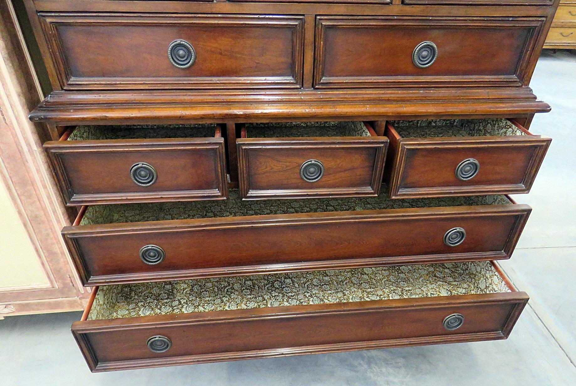 Baker Chest of Drawers In Good Condition In Swedesboro, NJ