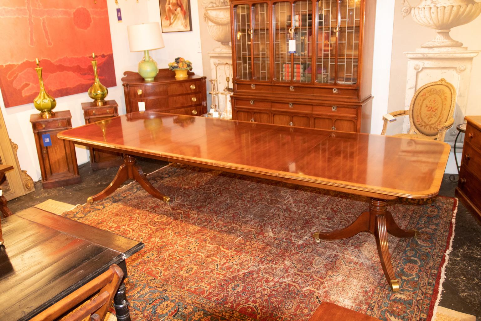 Baker Collector's Edition Dining Table, circa 1980s 7