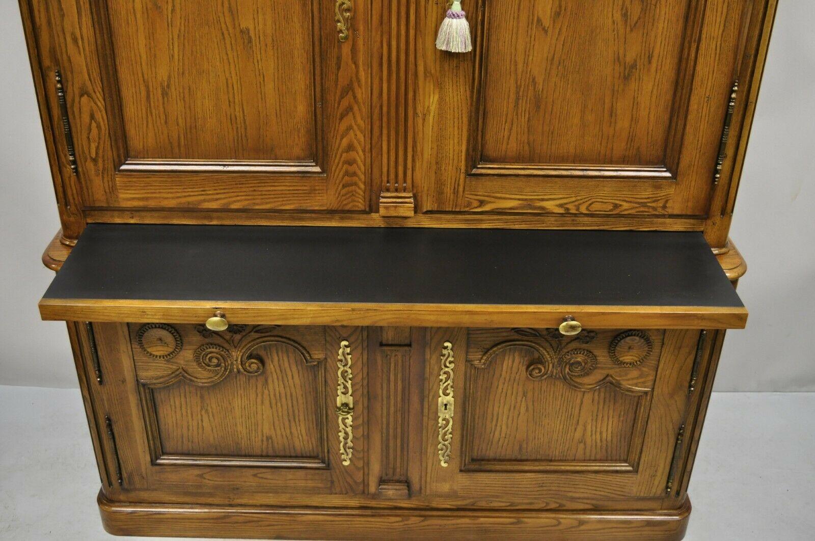 Baker Country French Provincial Oak Wood Lighted Bar Cabinet Display Buffet 3