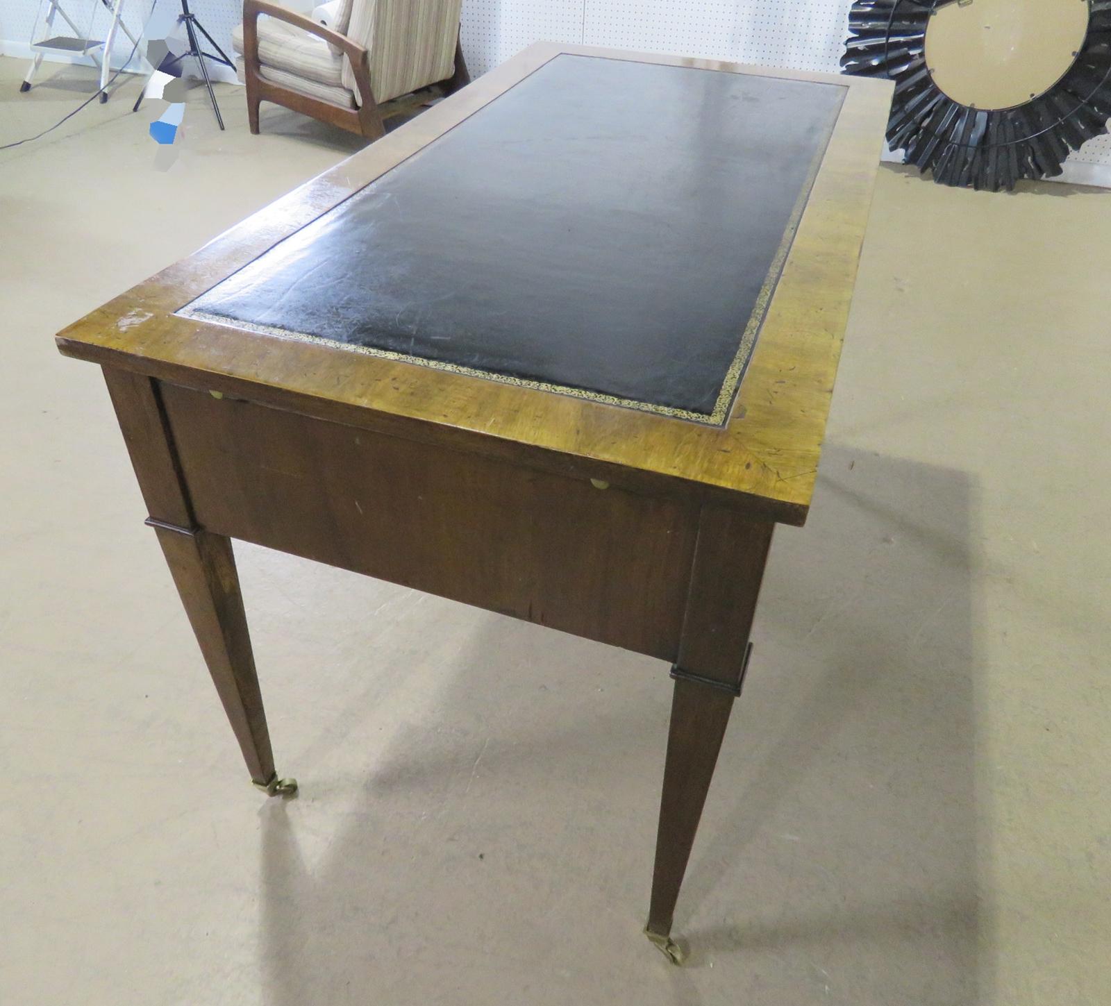 Baker Directoire Style Leather Top Writing Desk In Good Condition In Swedesboro, NJ