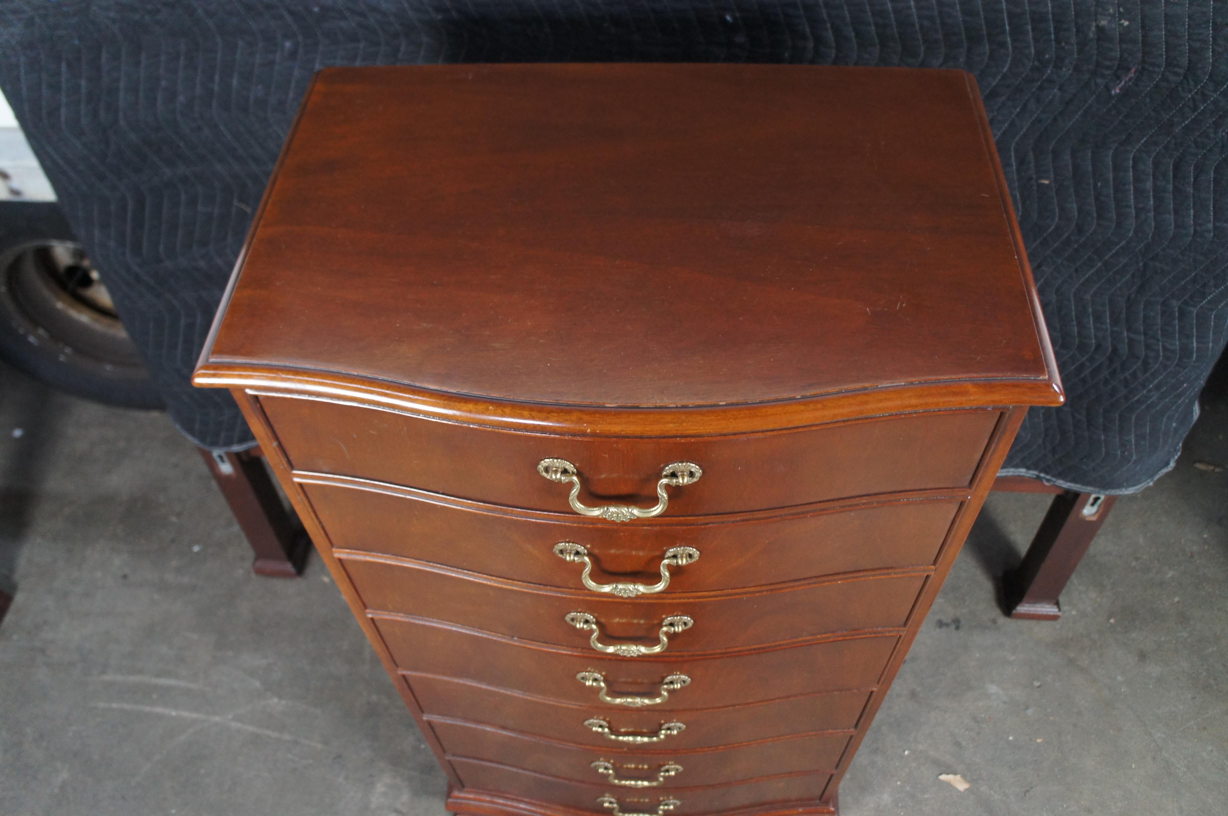 Acajou Baker English Georgian Serpentine Mahogany Lingerie Chest Semanier Dresser 52