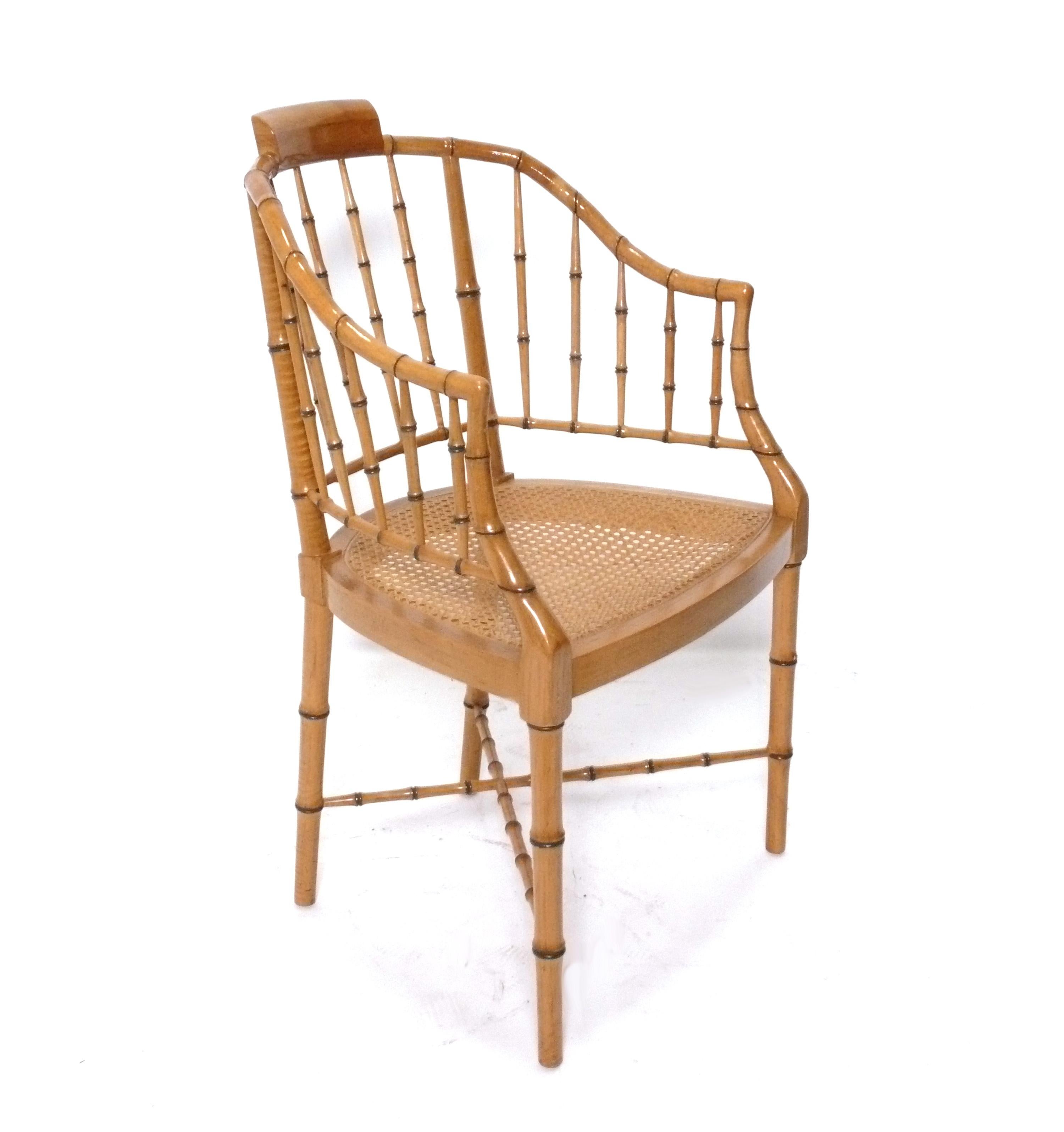 Sedia Baker in finto bambù Poltrona Chinoiserie In condizioni buone in vendita a Atlanta, GA