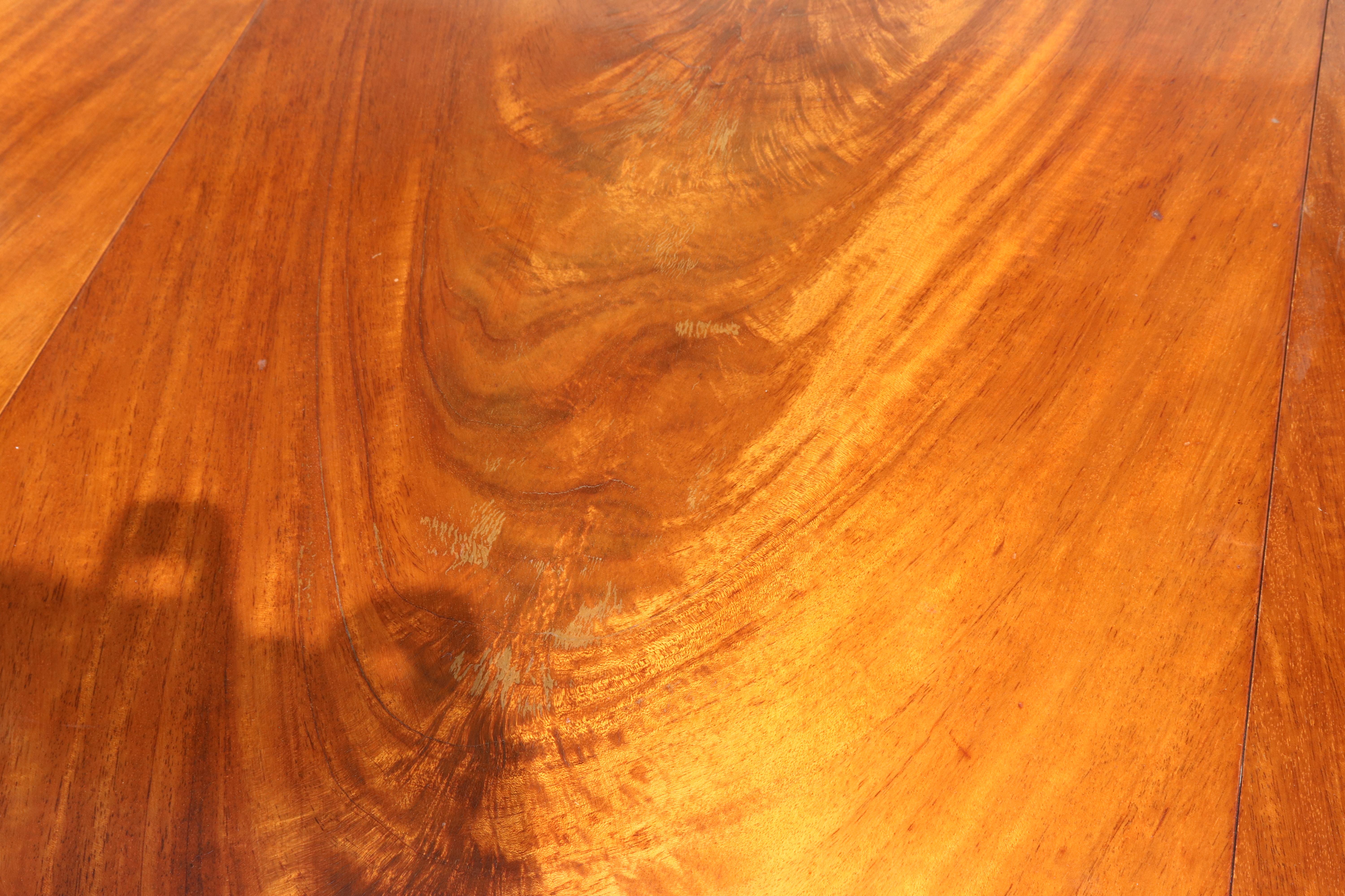 Baker Flame Mahogany Stately Homes England and Scotland Collection Dining Table For Sale 12