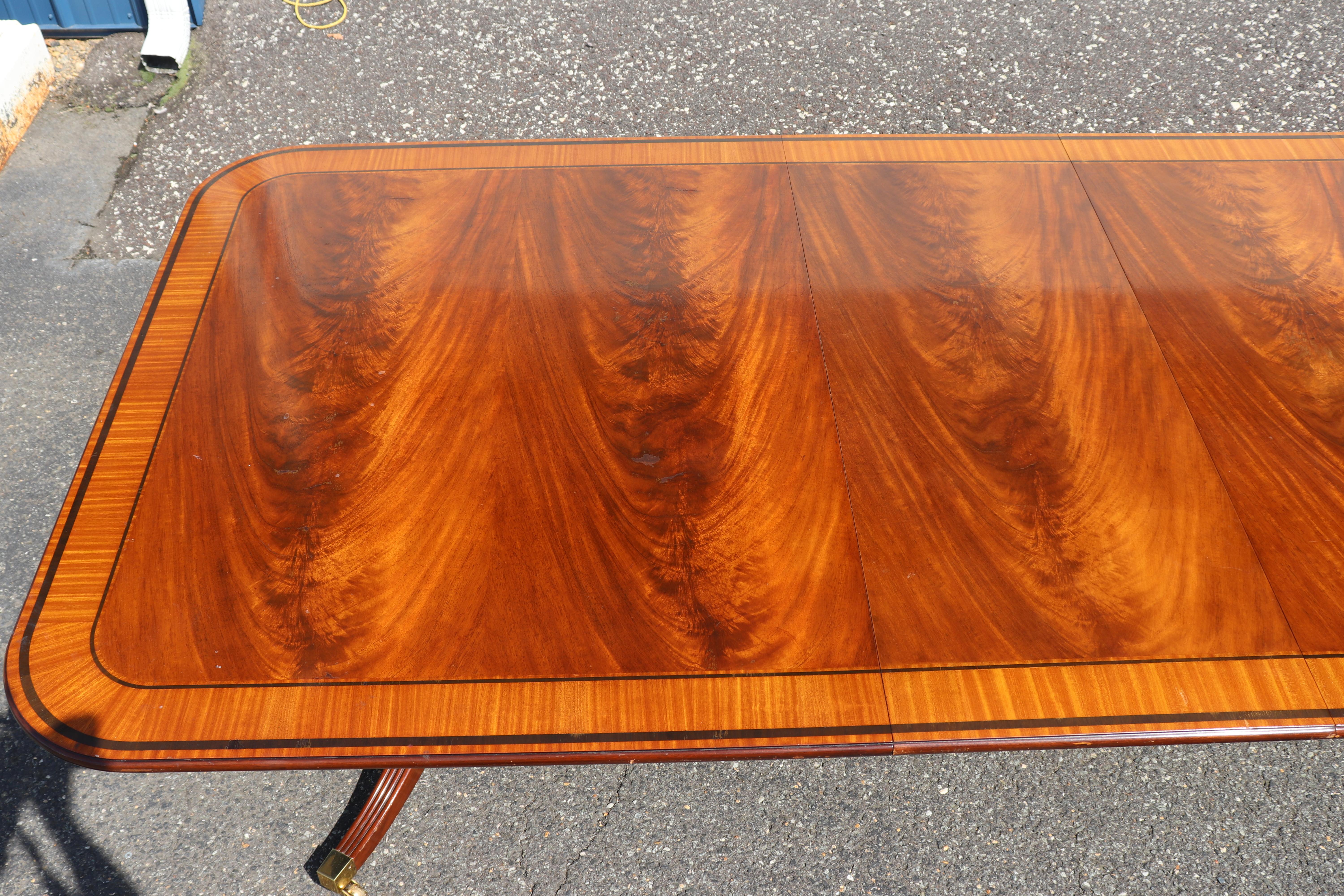 Baker Flame Mahogany Stately Homes England and Scotland Collection Dining Table For Sale 2