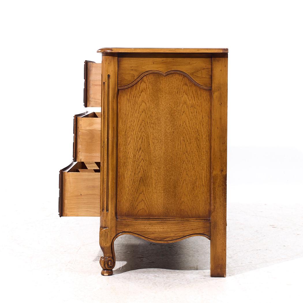 Contemporary Baker French Louis XV Style Oak and Burlwood Bombe Chest Lowboy Dresser For Sale