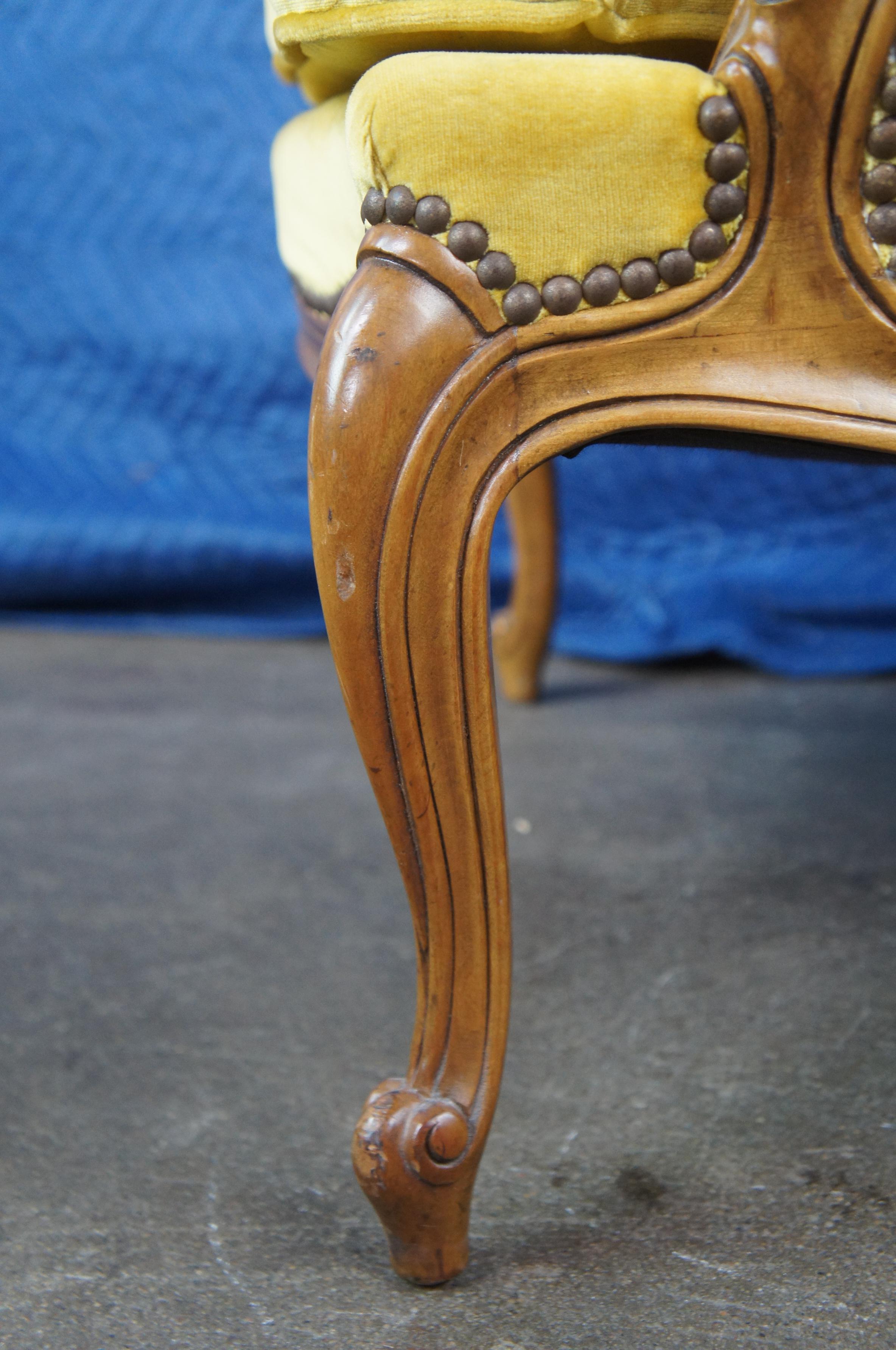 Baker French Louis XV Walnut Serpentine Bergere Club Lounge Arm Chairs Velvet 5
