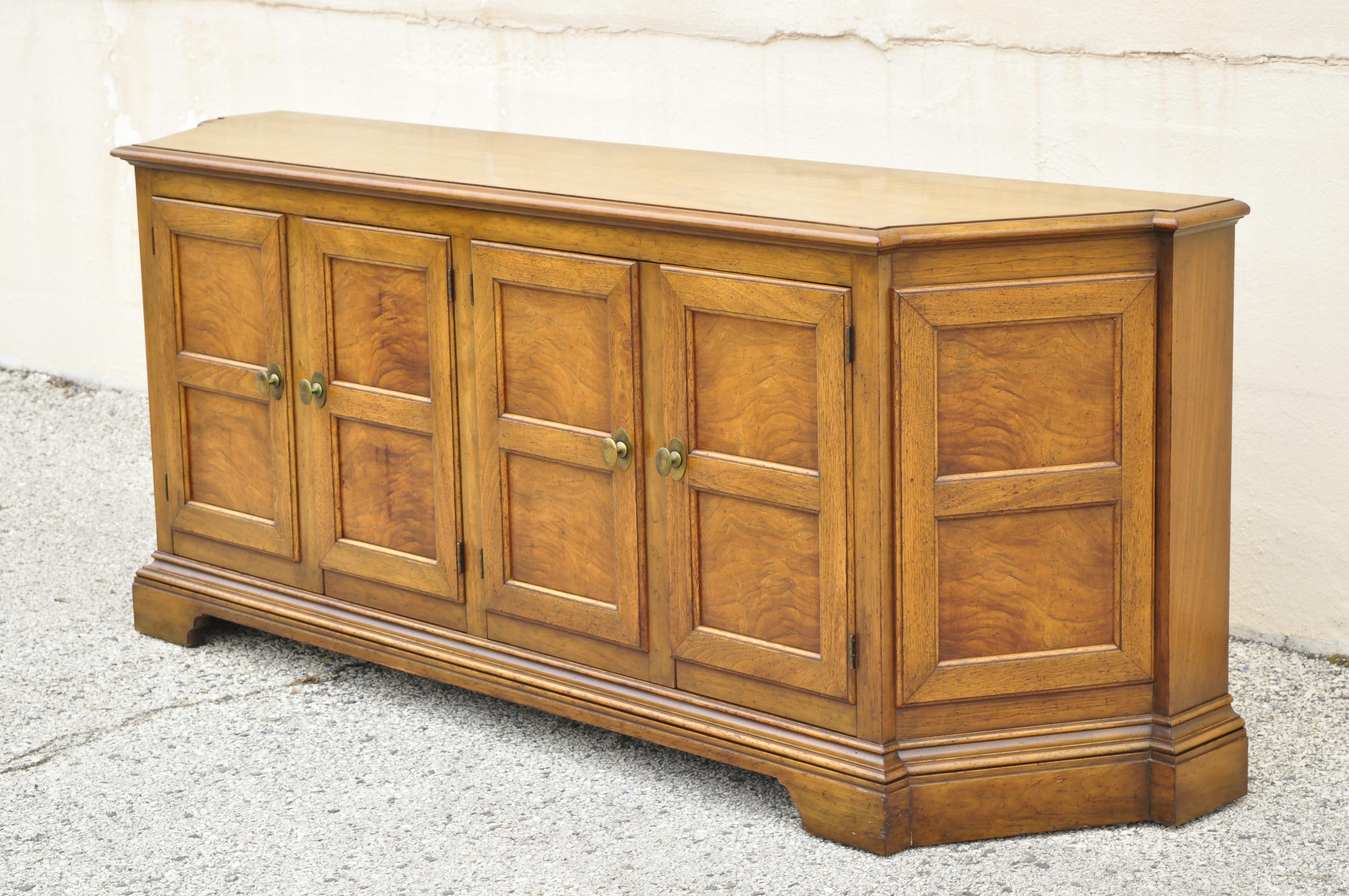 Baker French Provincial Country Style Walnut Credenza Cabinet Sideboard Buffet 7