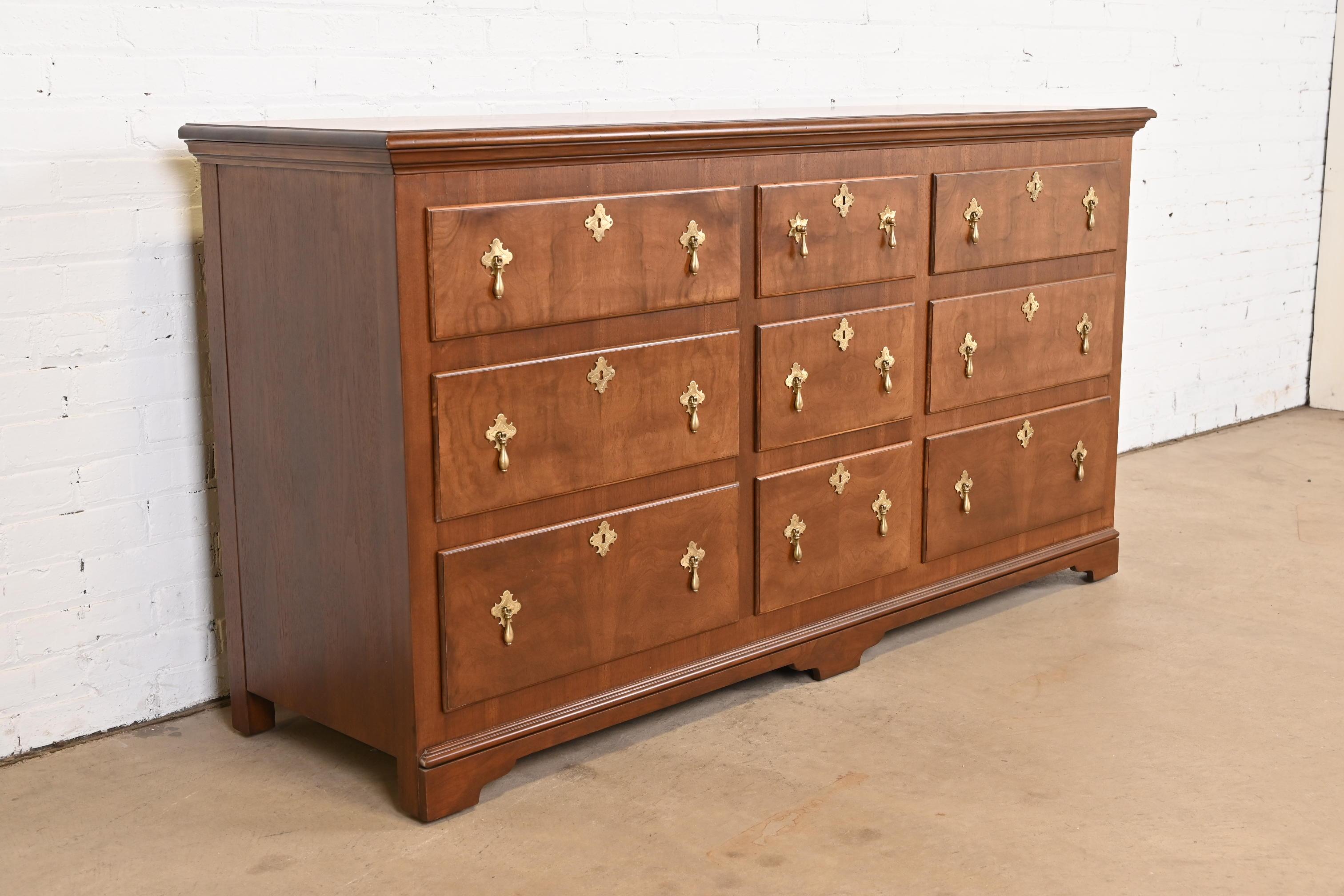 Baker Furniture 18th Century Flemish Style Burled Walnut Dresser, Refinished In Good Condition For Sale In South Bend, IN