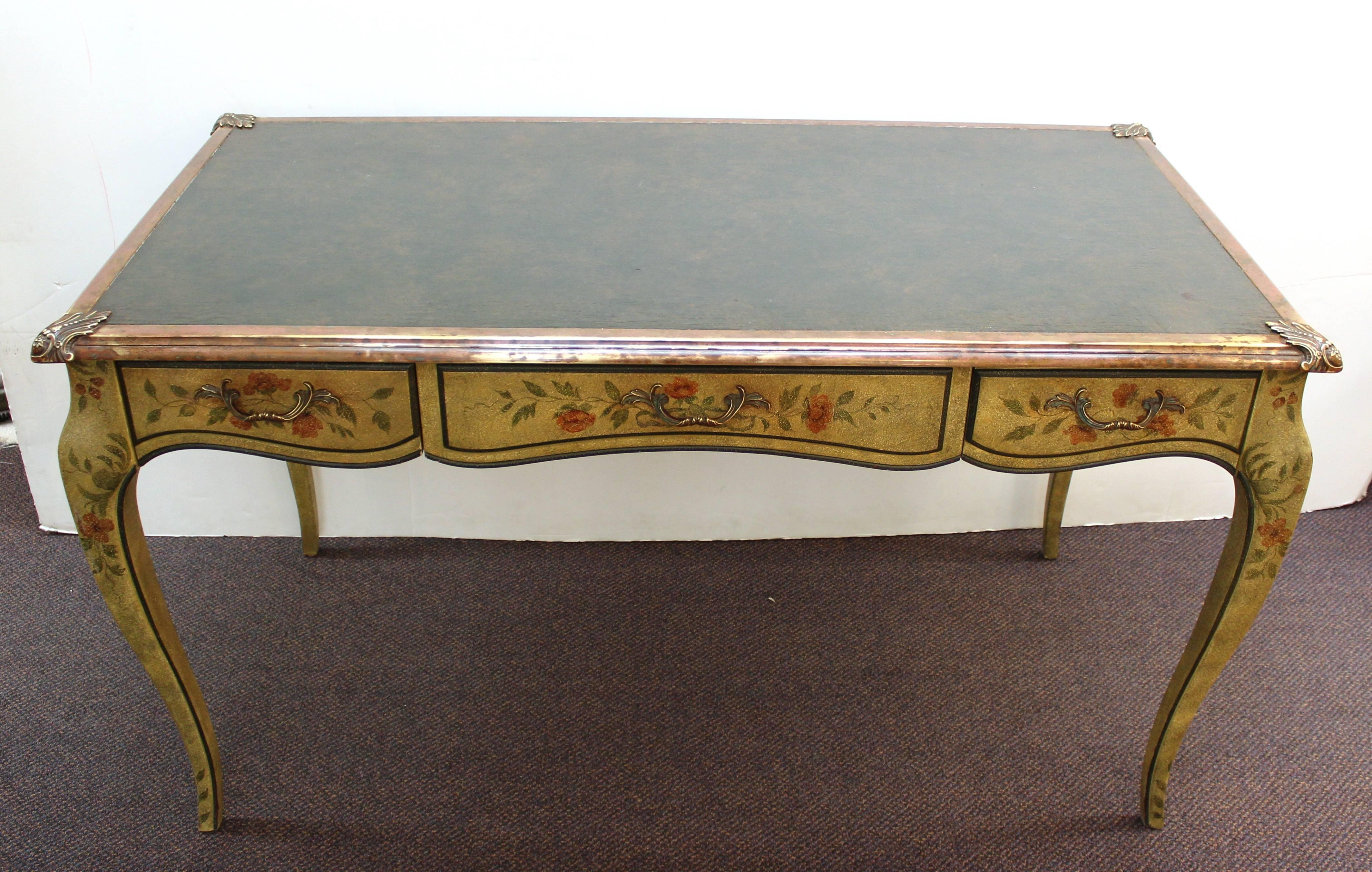 Baker Furniture Baroque Style Writing Desk with Leather Top In Good Condition In New York, NY
