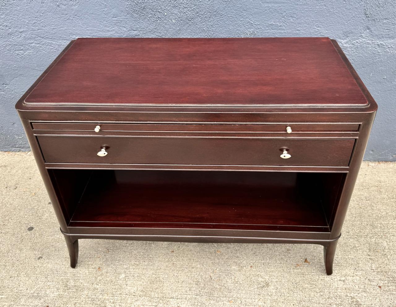 Mueble Baker Mesilla de noche Regencia de Hollywood en venta