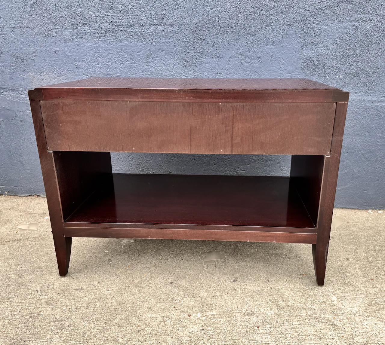 Mueble Baker Mesilla de noche en venta 1
