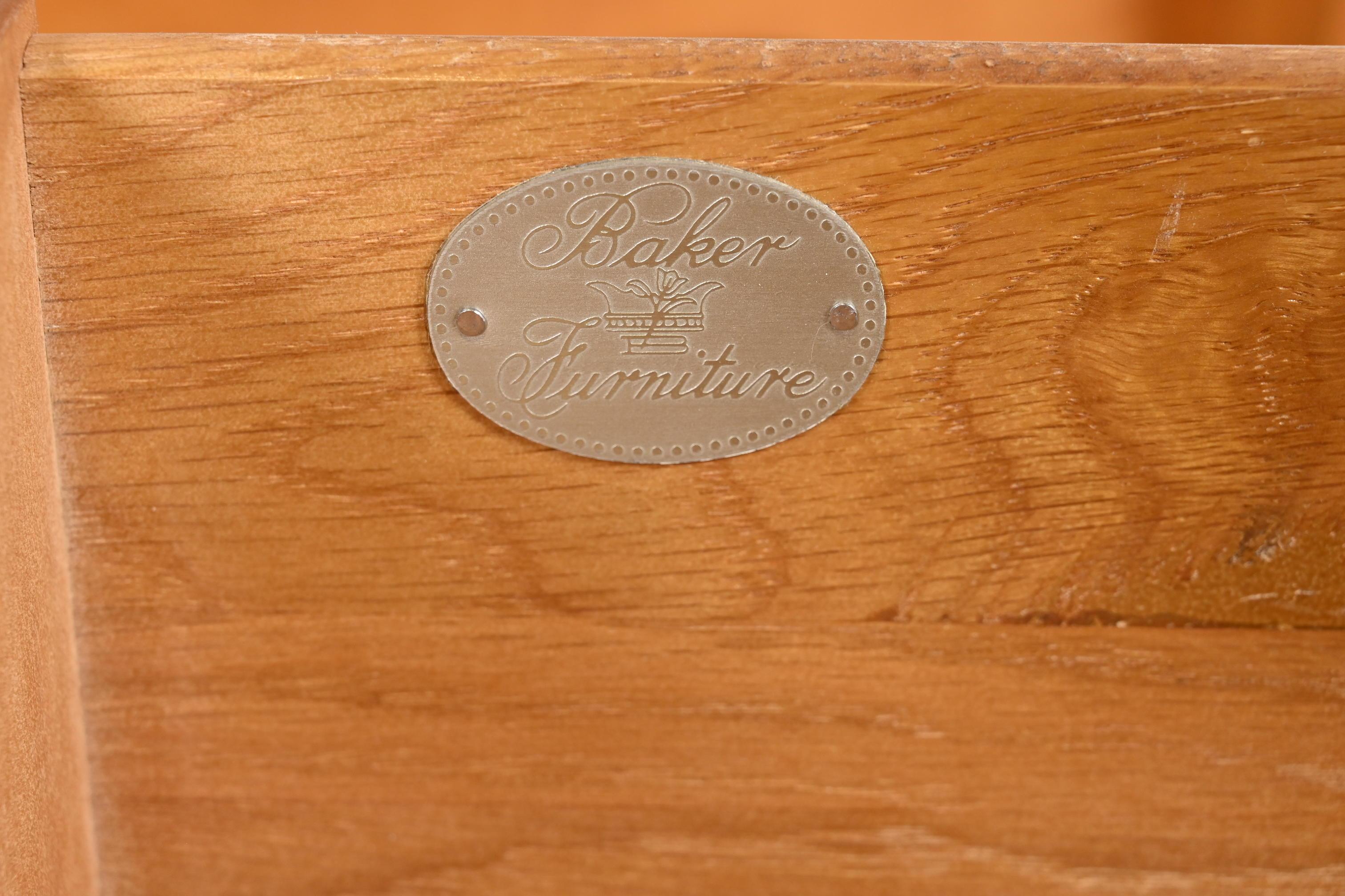 Biedermeier Primavera-Schrank/Kommode aus Holz und ebonisiertem Holz von Baker Furniture im Angebot 3