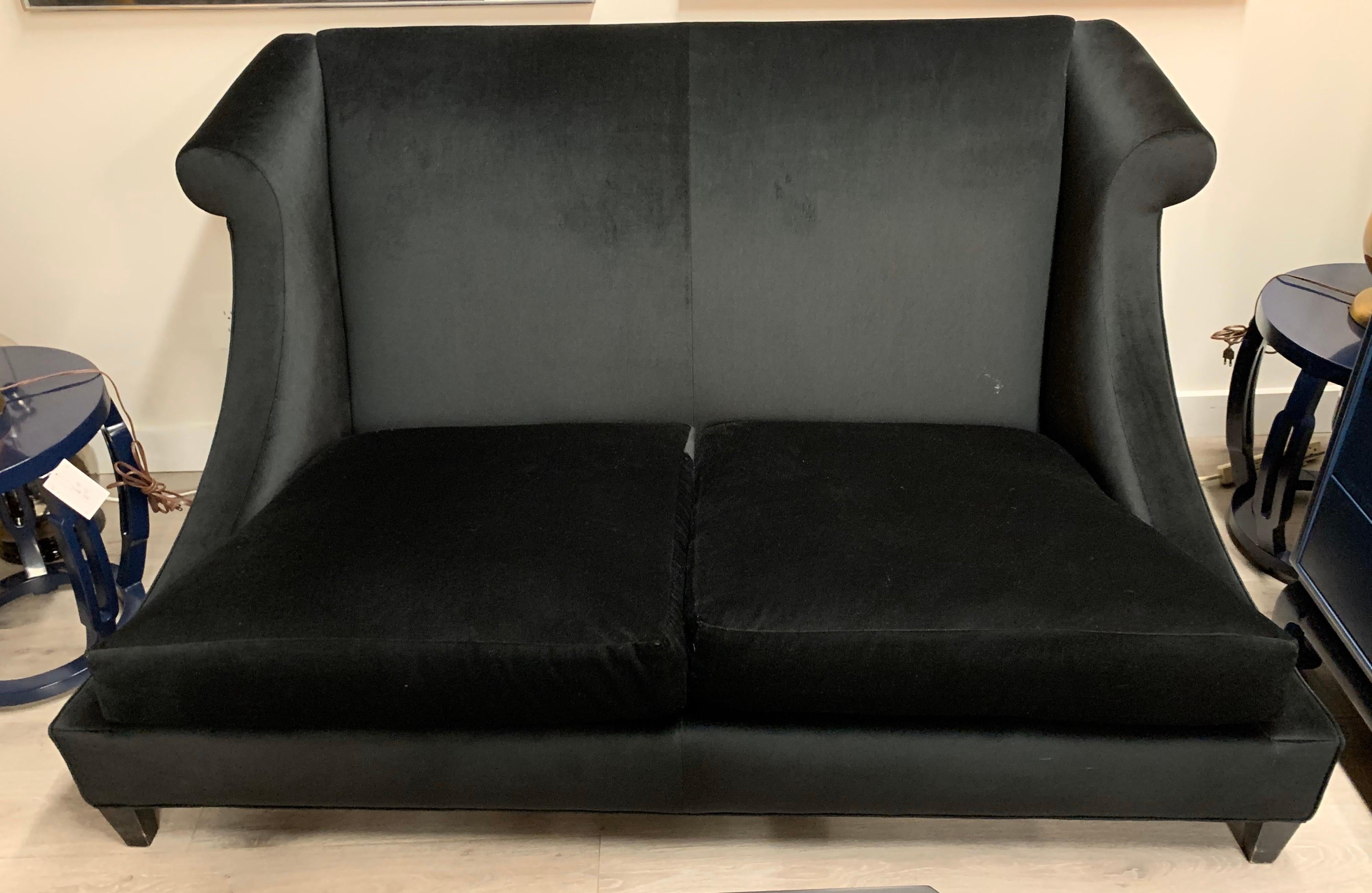 Baker Furniture Black Mohair Sofa Loveseat Settee In Good Condition In West Hartford, CT