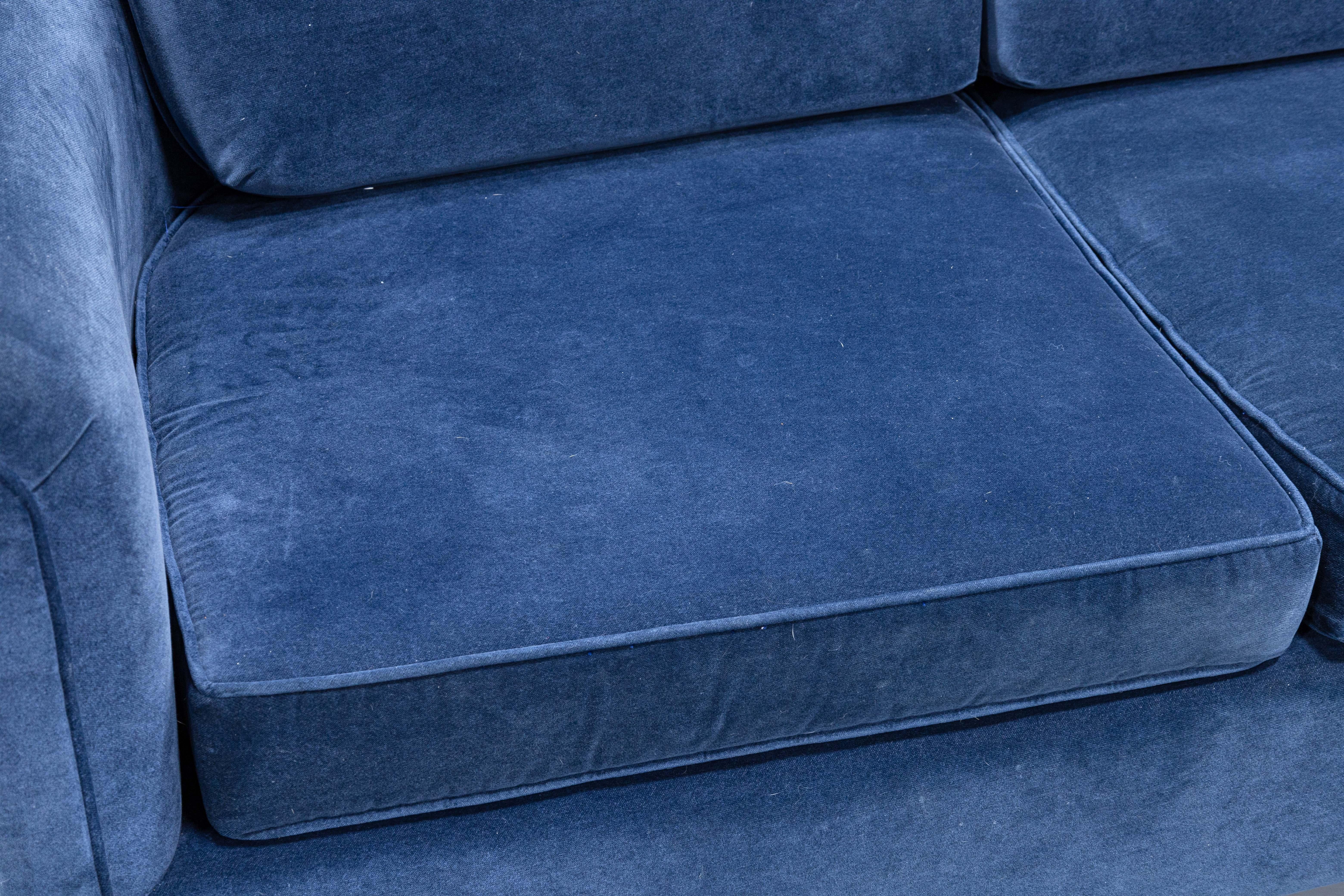 Baker Furniture Blue Velvet Fabric Upholstery Contemporary Modern Sofa Couch In Good Condition In Keego Harbor, MI
