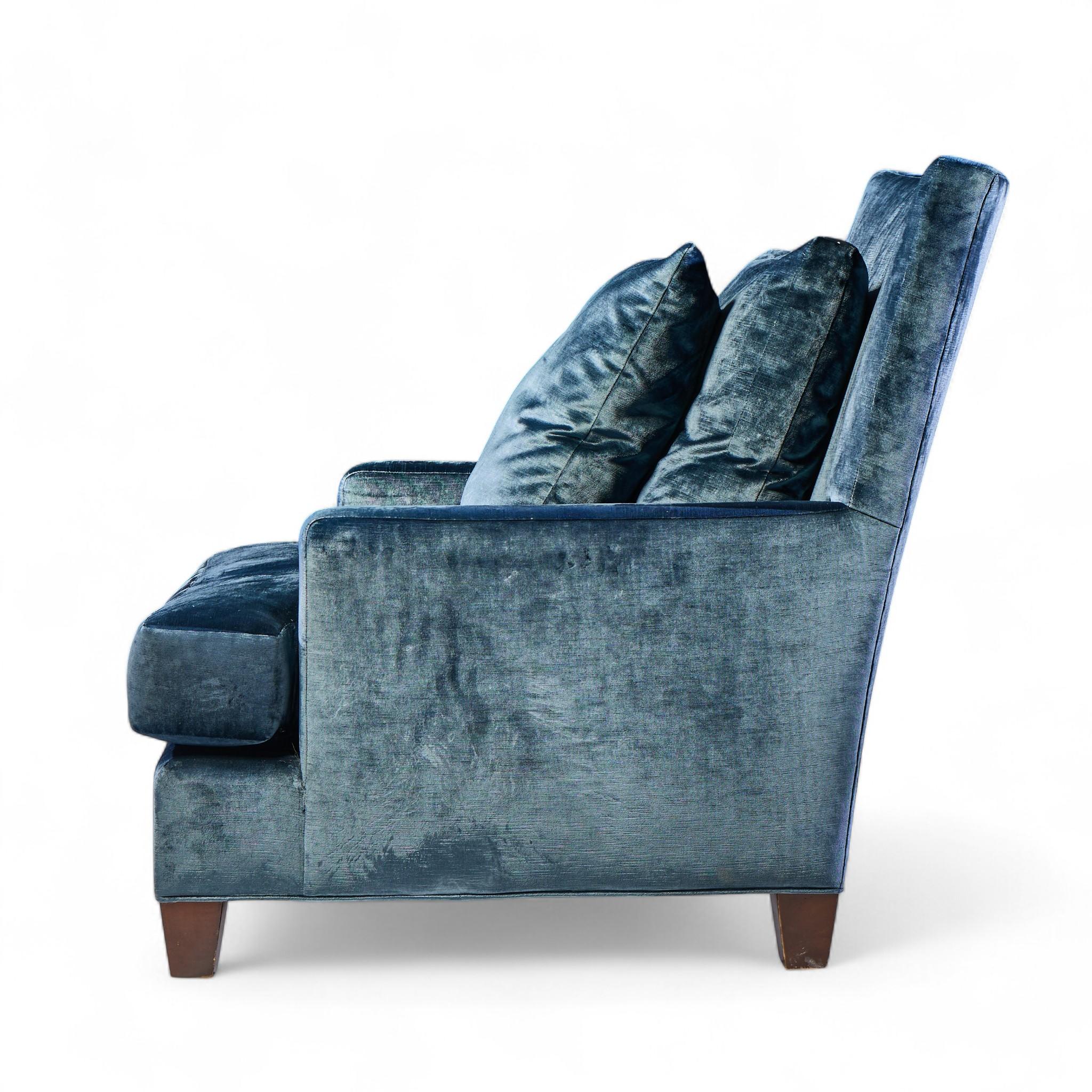 Baker Furniture Sessel aus blauem Samt (amerikanisch) im Angebot