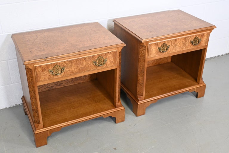 Oak Baker Furniture Burl Wood Chippendale Nightstands, a Pair For Sale