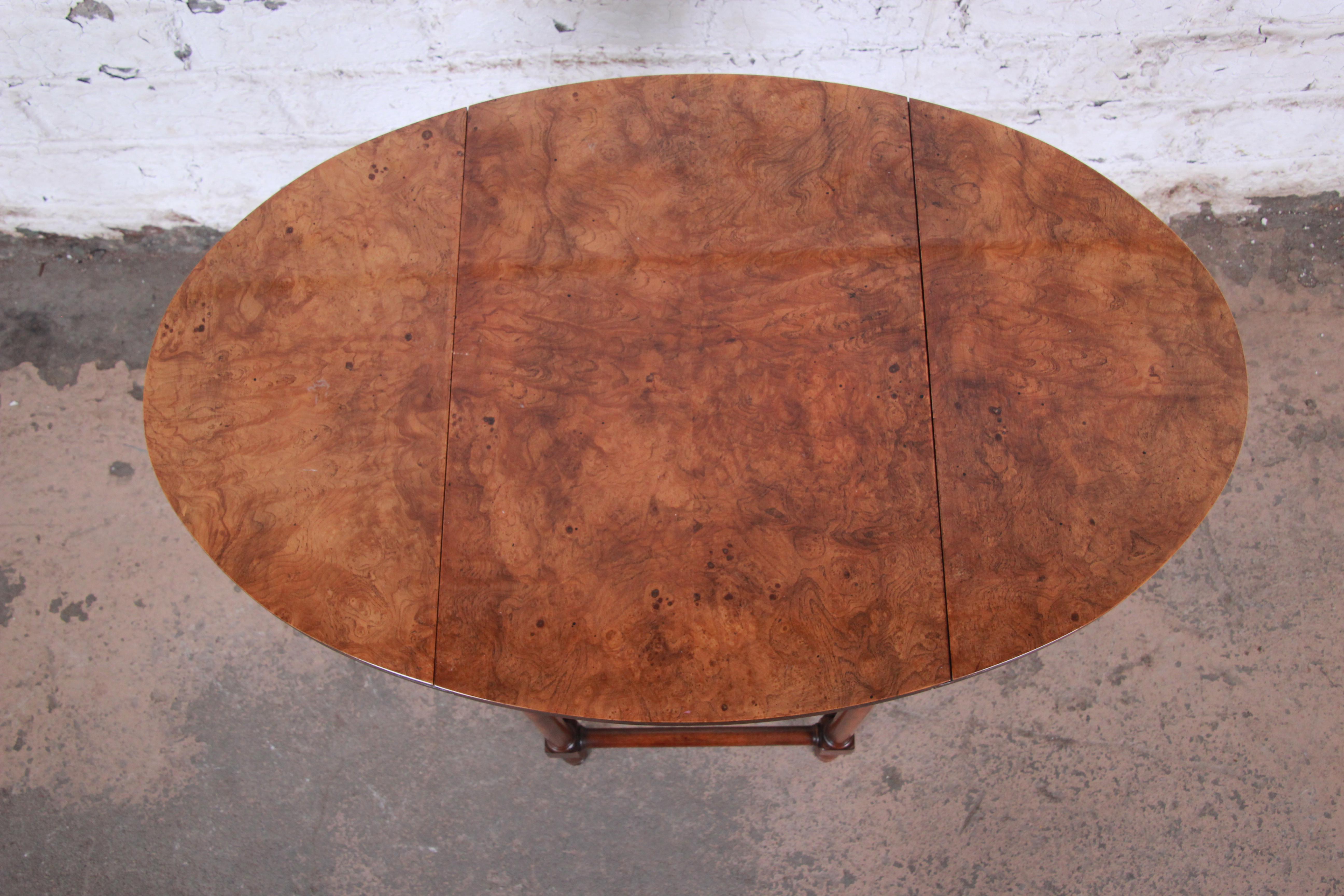 Baker Furniture Burled Walnut Gate Leg Drop Leaf Side Table In Good Condition In South Bend, IN