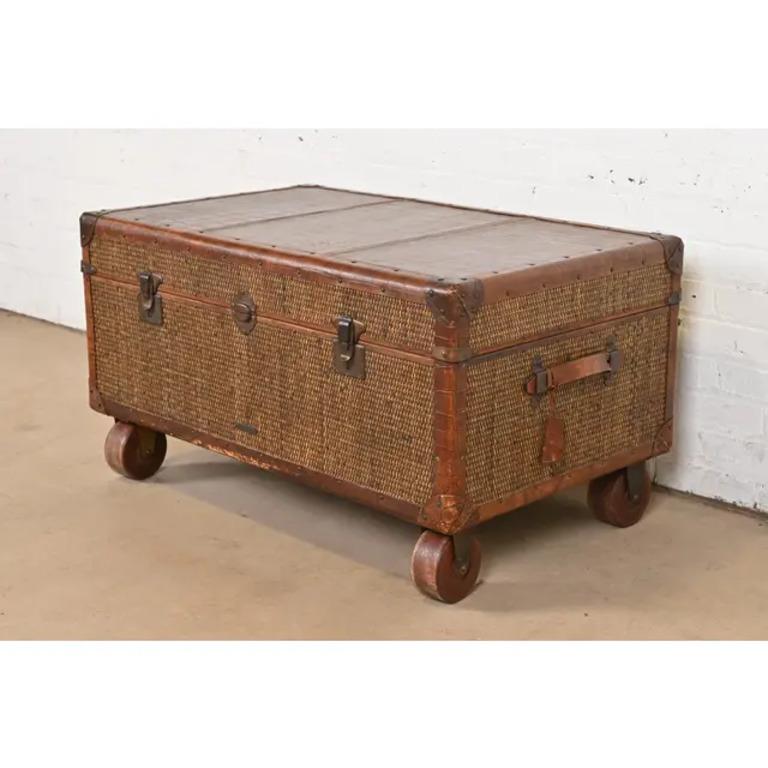 Baker Furniture Campaign Rattan and Leather Trunk Coffee Table In Good Condition For Sale In South Bend, IN