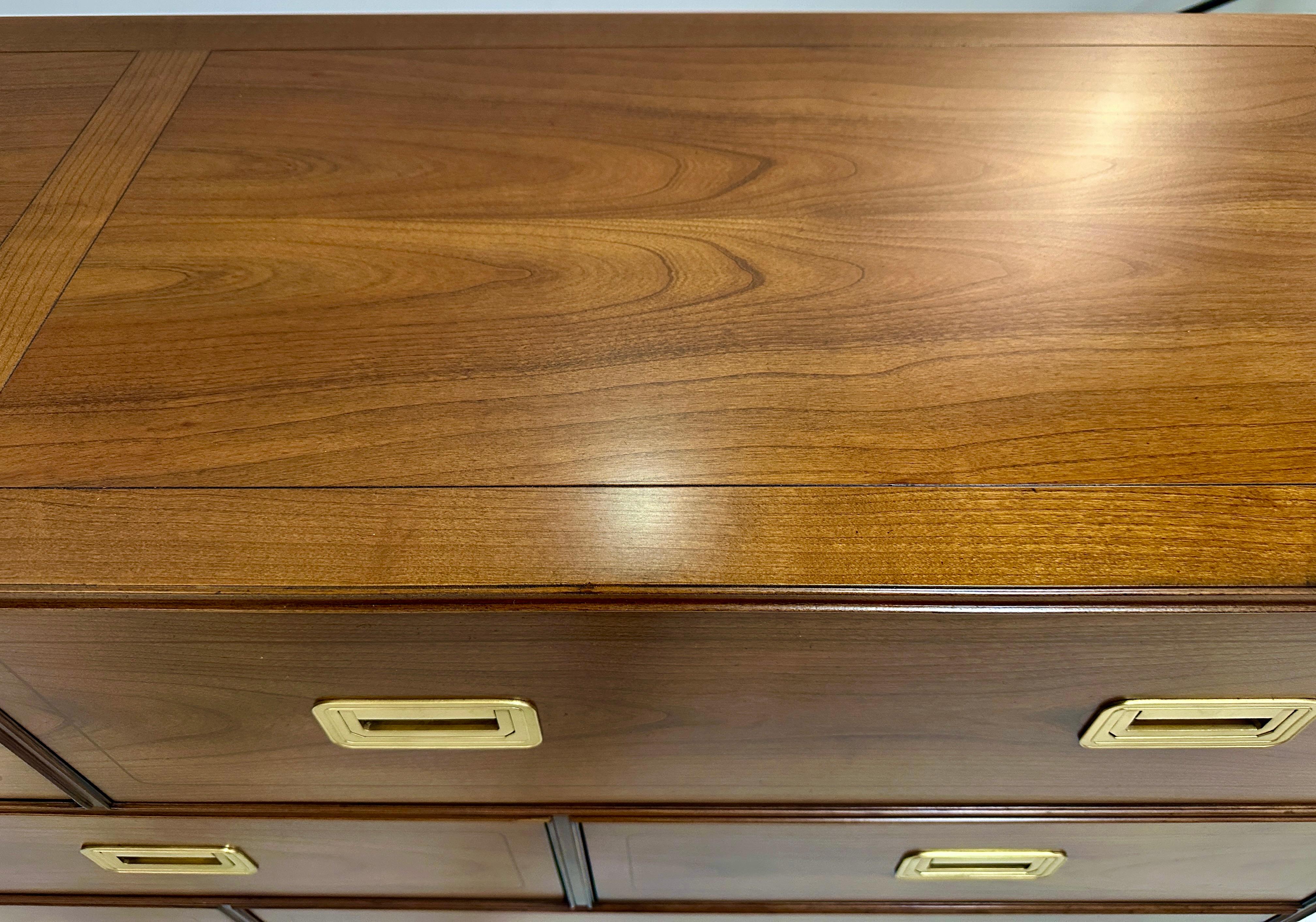 Cassapanca Campaigner di Baker Furniture in vendita 1
