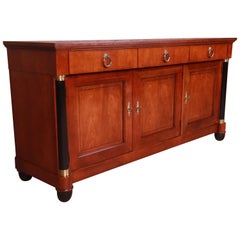 Baker Furniture Kirschholz Neoklassisches Sideboard oder Barschrank:: restauriert