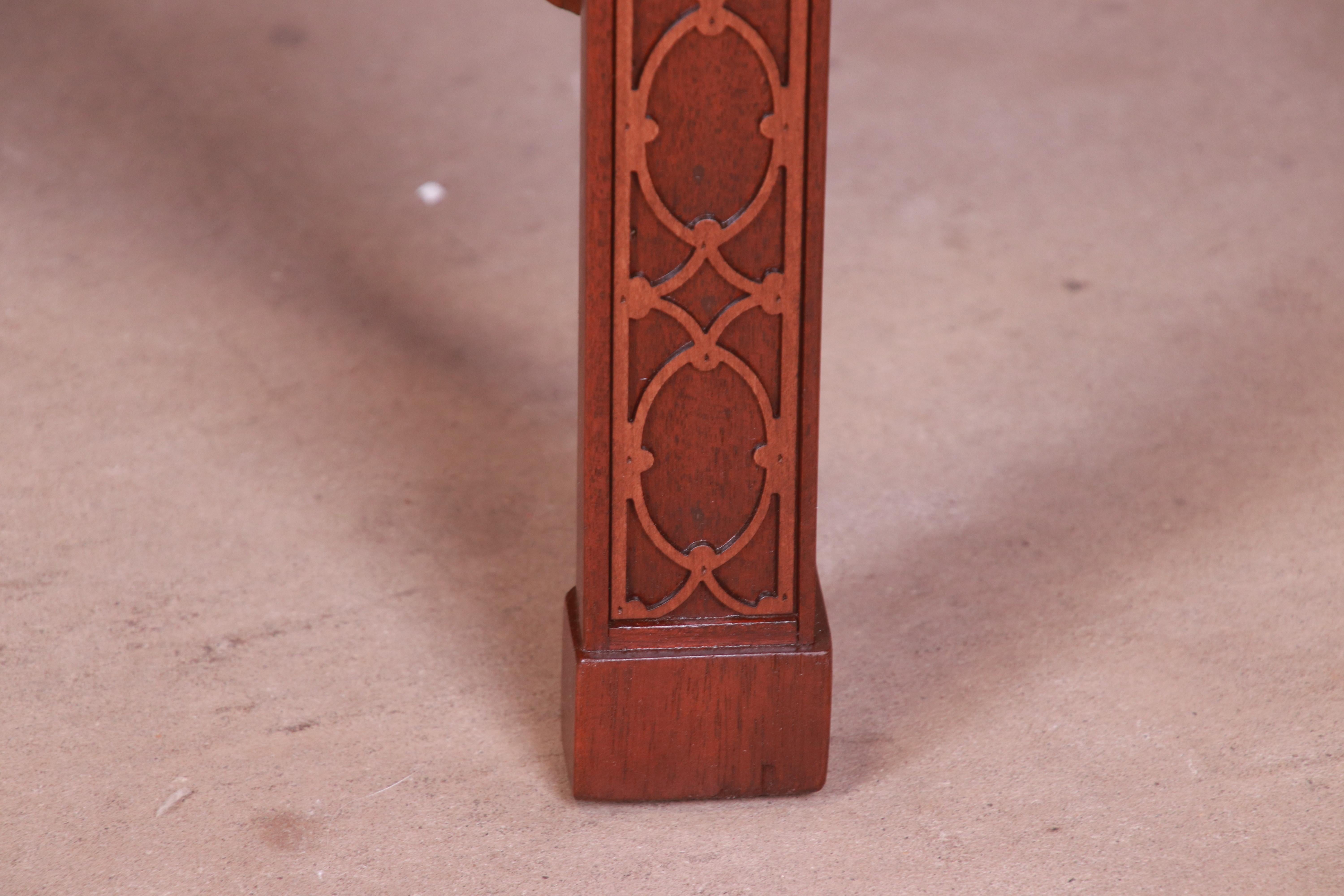 Baker Furniture Chinese Chippendale Carved Mahogany Bedside Tables, Refinished 8