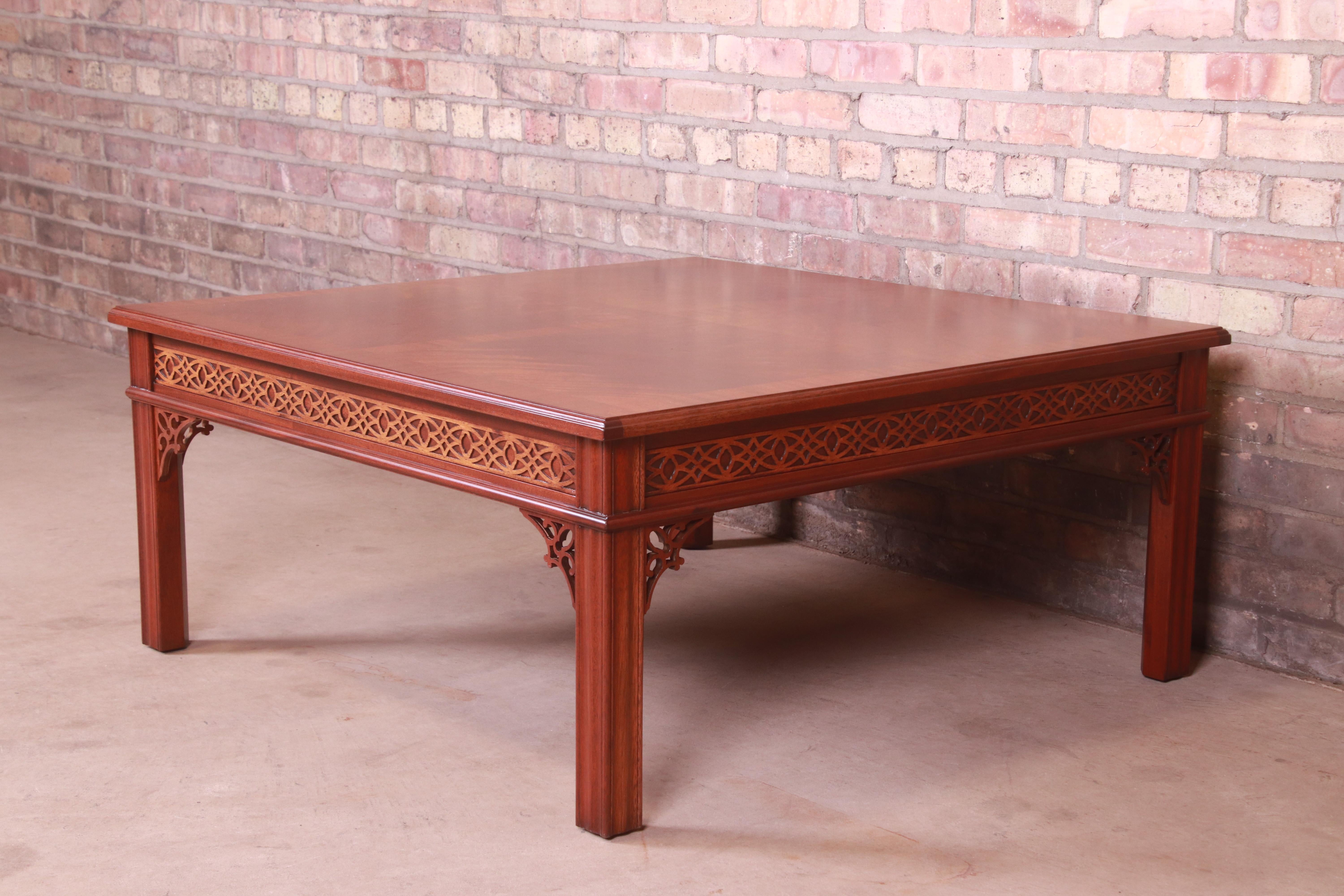 Baker Furniture Chinese Chippendale Carved Mahogany Coffee Table, Refinished In Good Condition In South Bend, IN