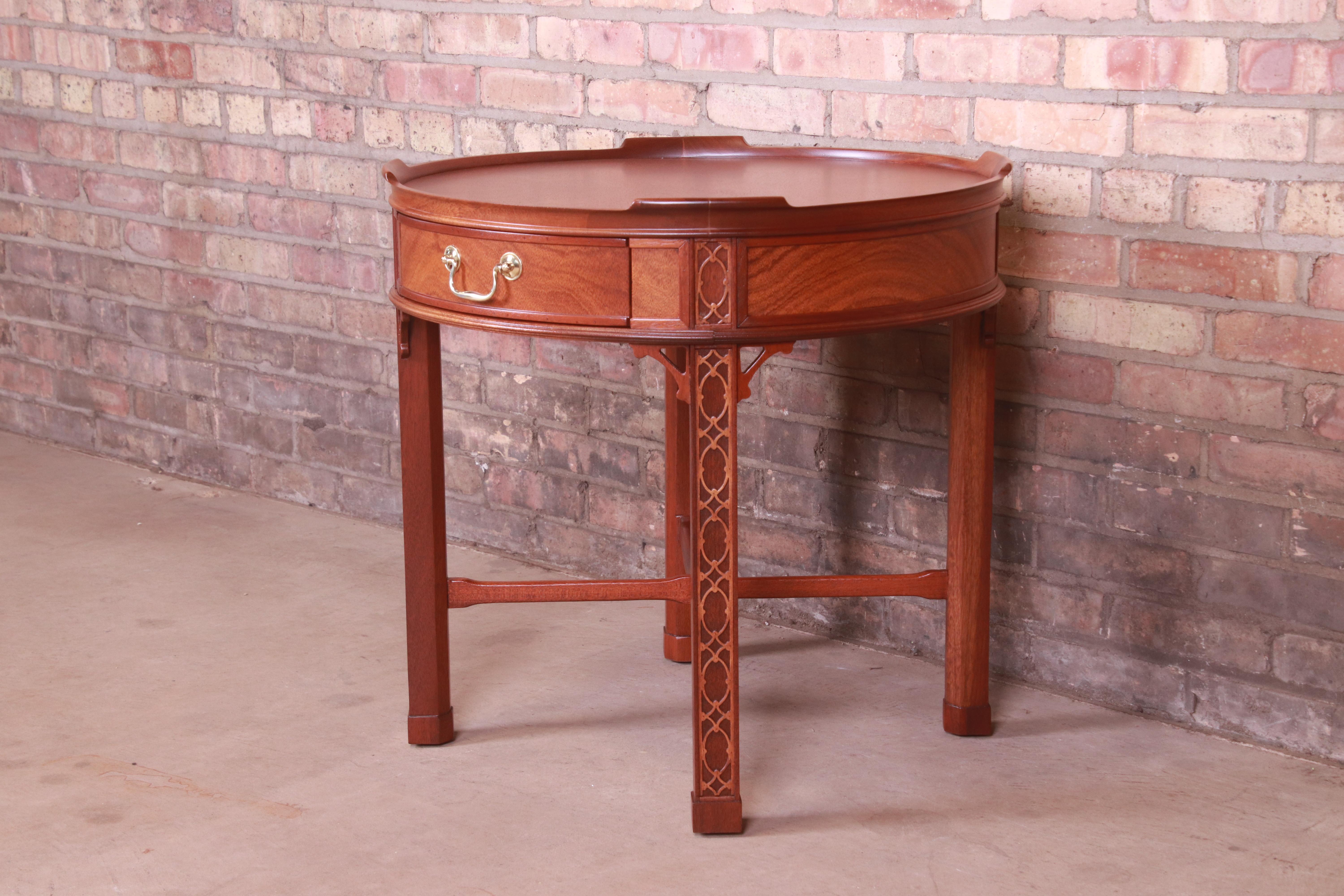 Baker Furniture Chinese Chippendale Carved Mahogany Tea Table, Newly Refinished In Good Condition In South Bend, IN