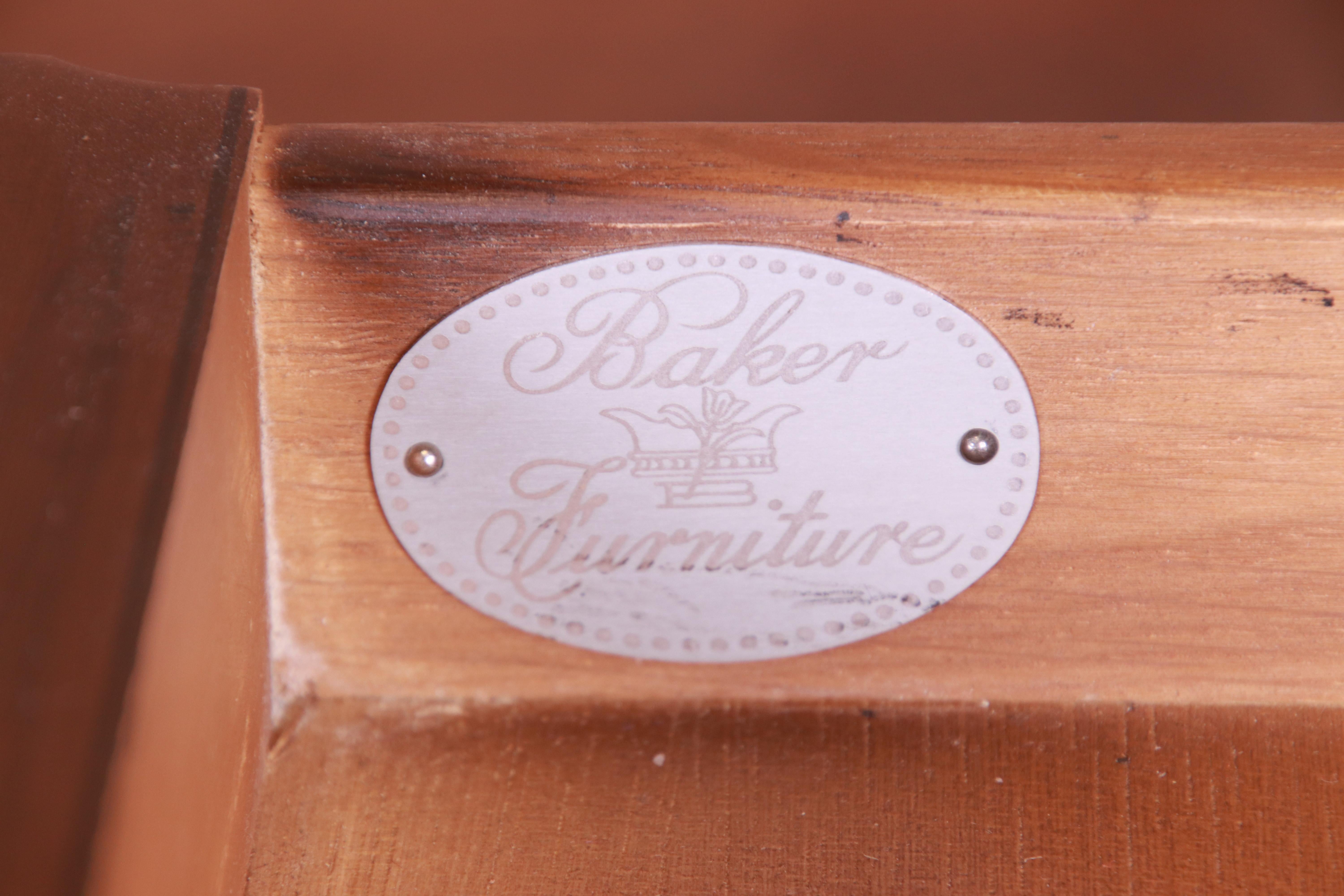Baker Furniture Chinoiserie-Kommode oder Barschrank aus Wurzelholz, ca. 1960er Jahre im Angebot 5