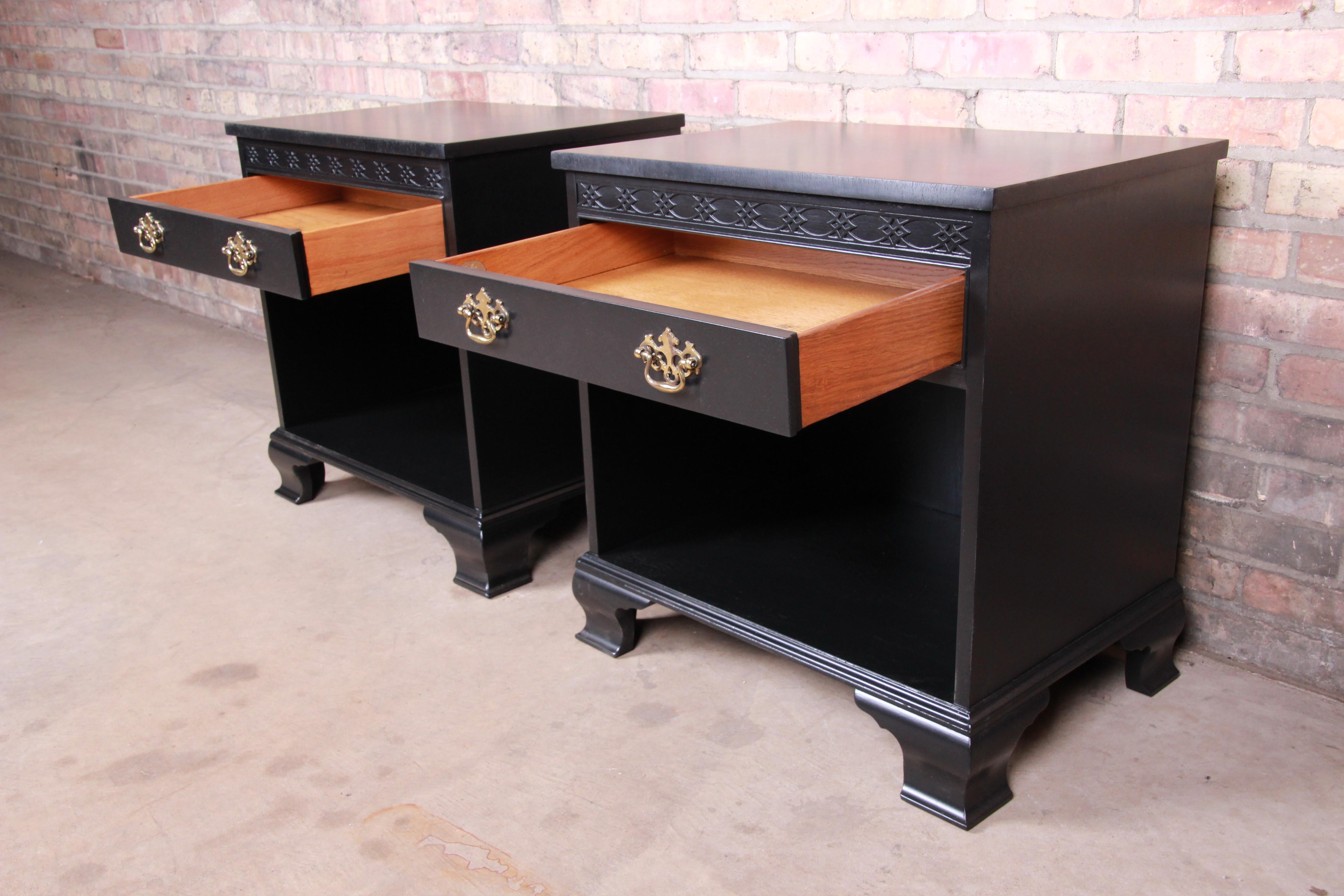 20th Century Baker Furniture Chippendale Black Lacquered Nightstands, Newly Refinished For Sale