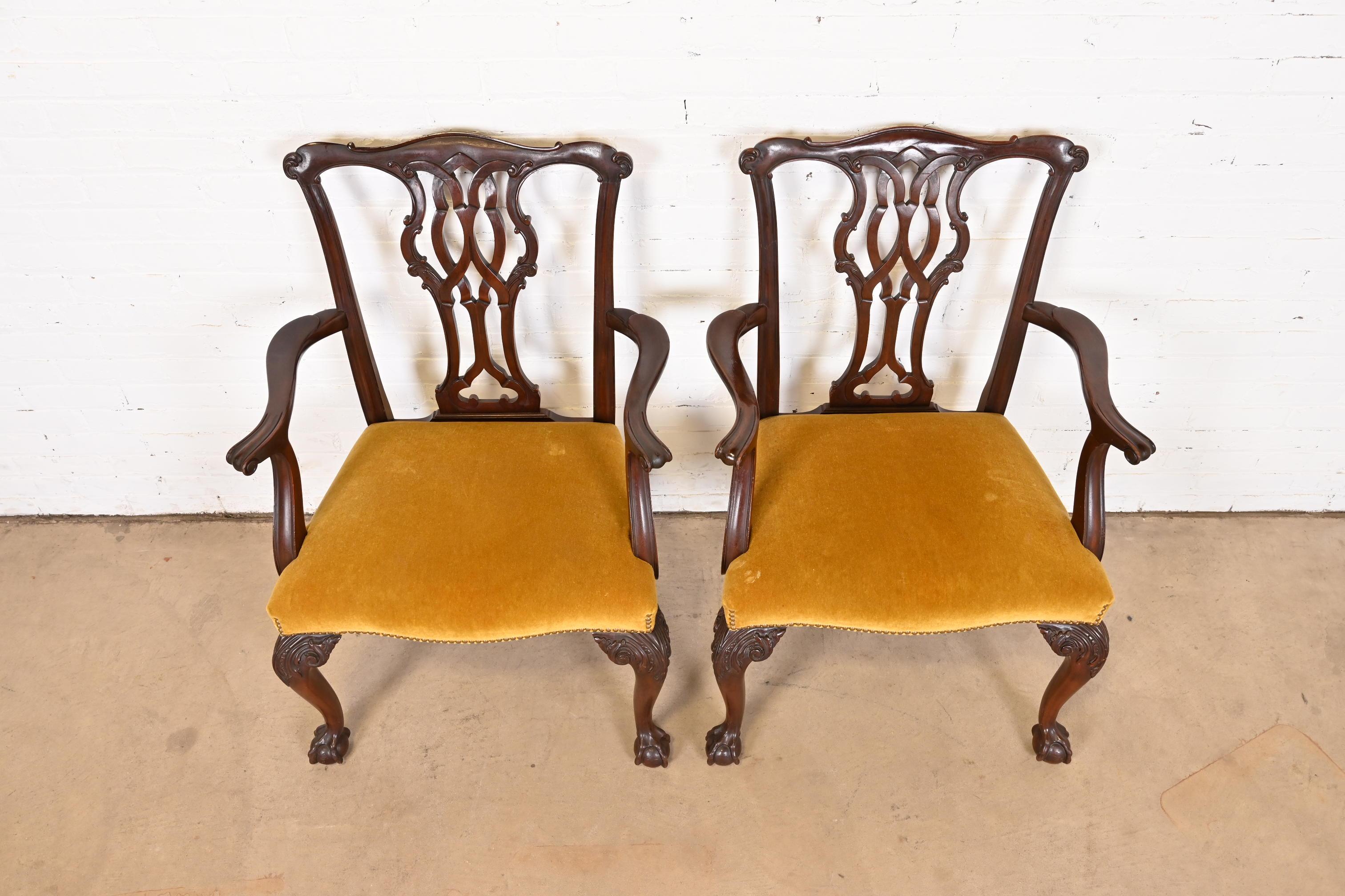 Baker Furniture Chippendale Carved Mahogany Dining Armchairs, Pair For Sale 1
