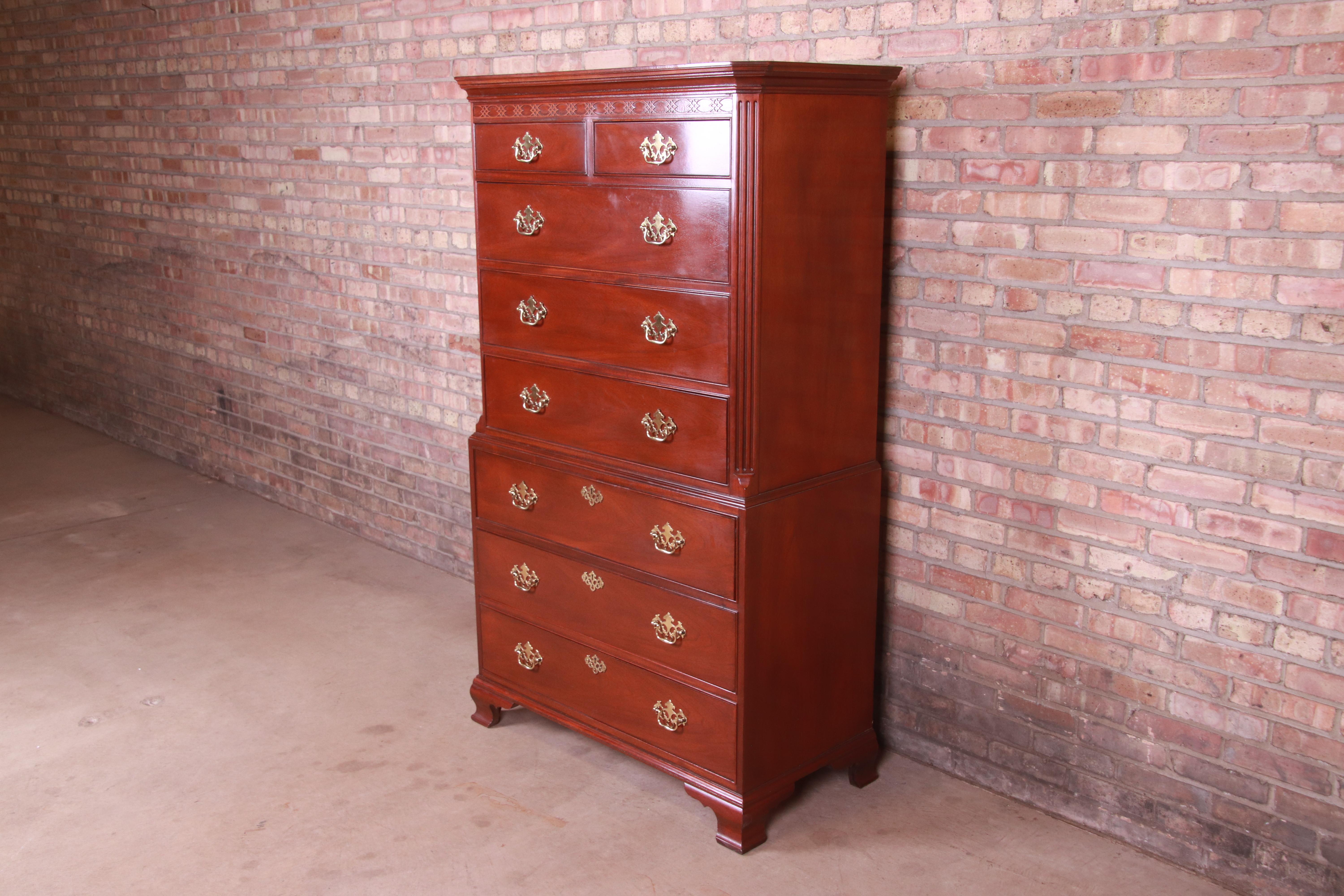 A gorgeous Chippendale style eight-drawer highboy dresser or chest of drawers

By Baker Furniture

USA, Circa 1980s

Carved mahogany, with original brass hardware.

Measures: 39.5