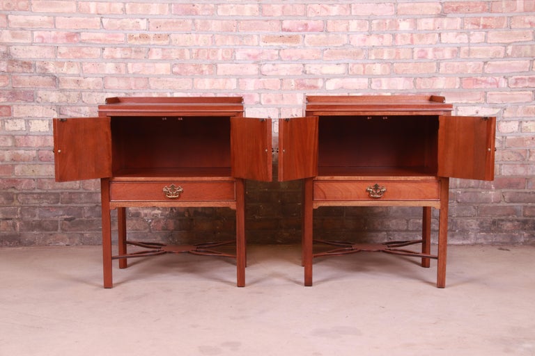 Baker Furniture Chippendale Carved Mahogany Nightstands, Newly Refinished For Sale 1