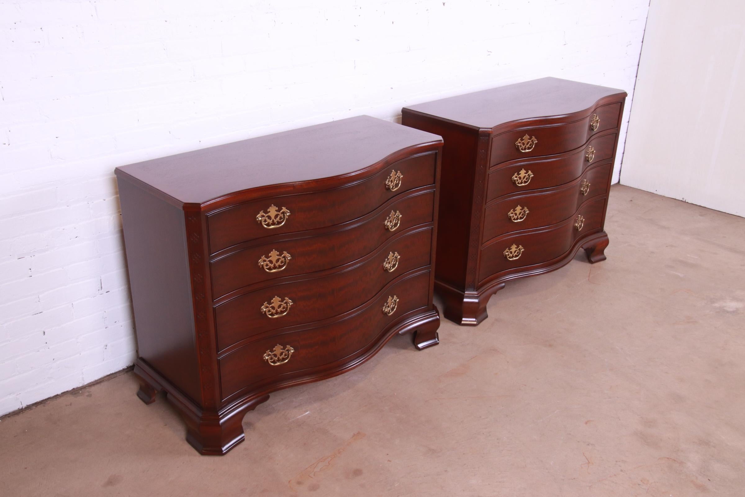 Baker Furniture Chippendale Carved Mahogany Serpentine Dresser Chests, Pair For Sale 1