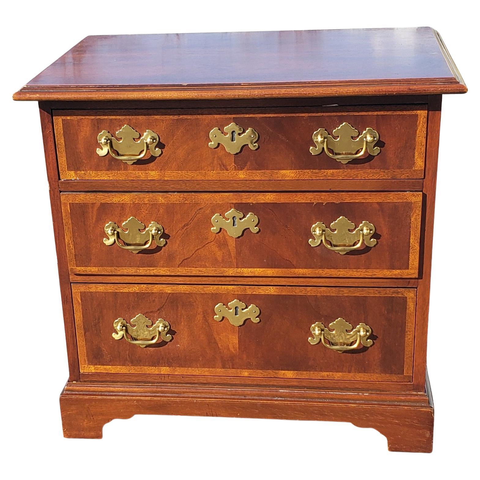 Baker Furniture Chippendale Mahogany and Banded Satinwood Side Chest of Drawers For Sale