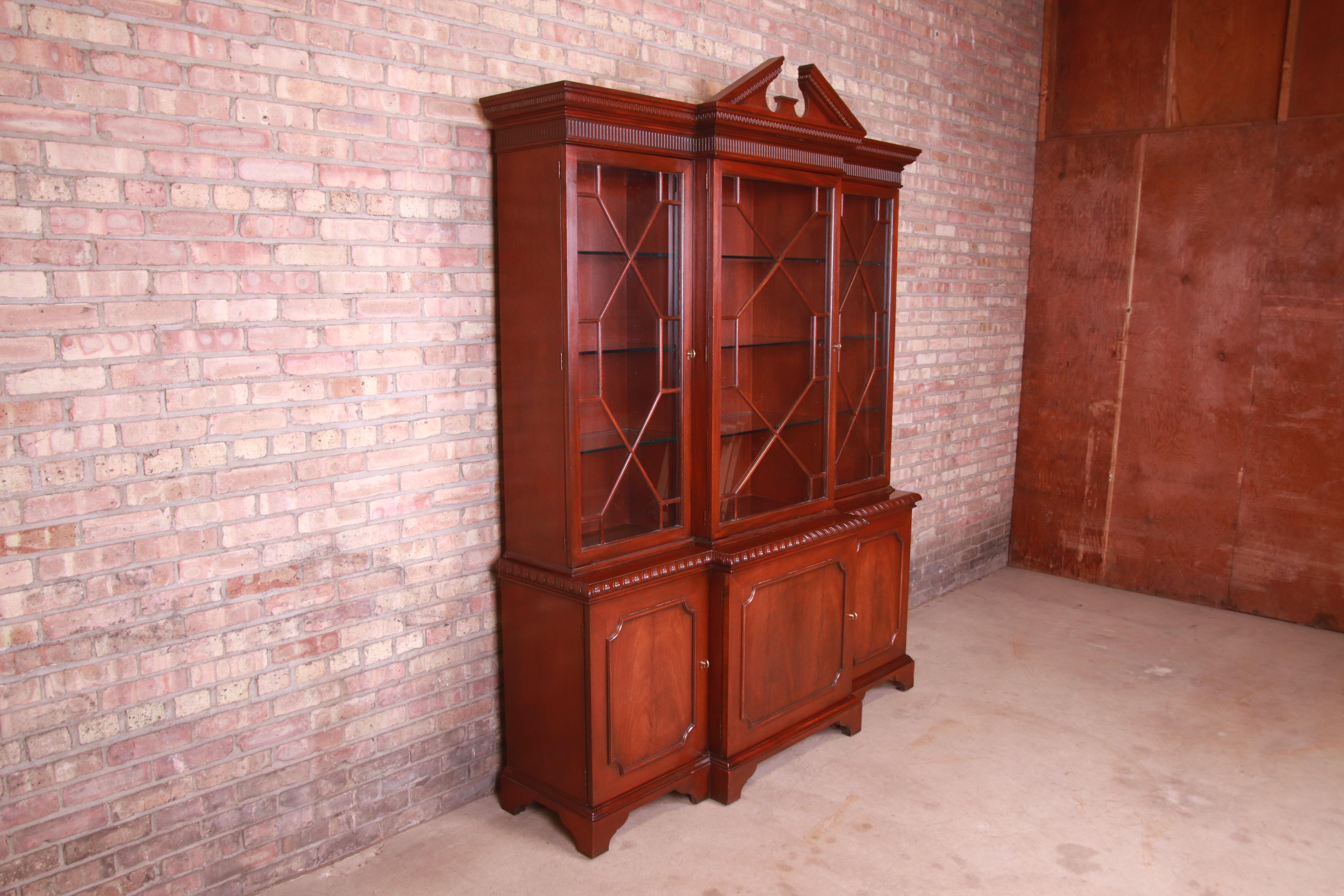 Brass Baker Furniture Chippendale Mahogany Breakfront Bookcase Cabinet