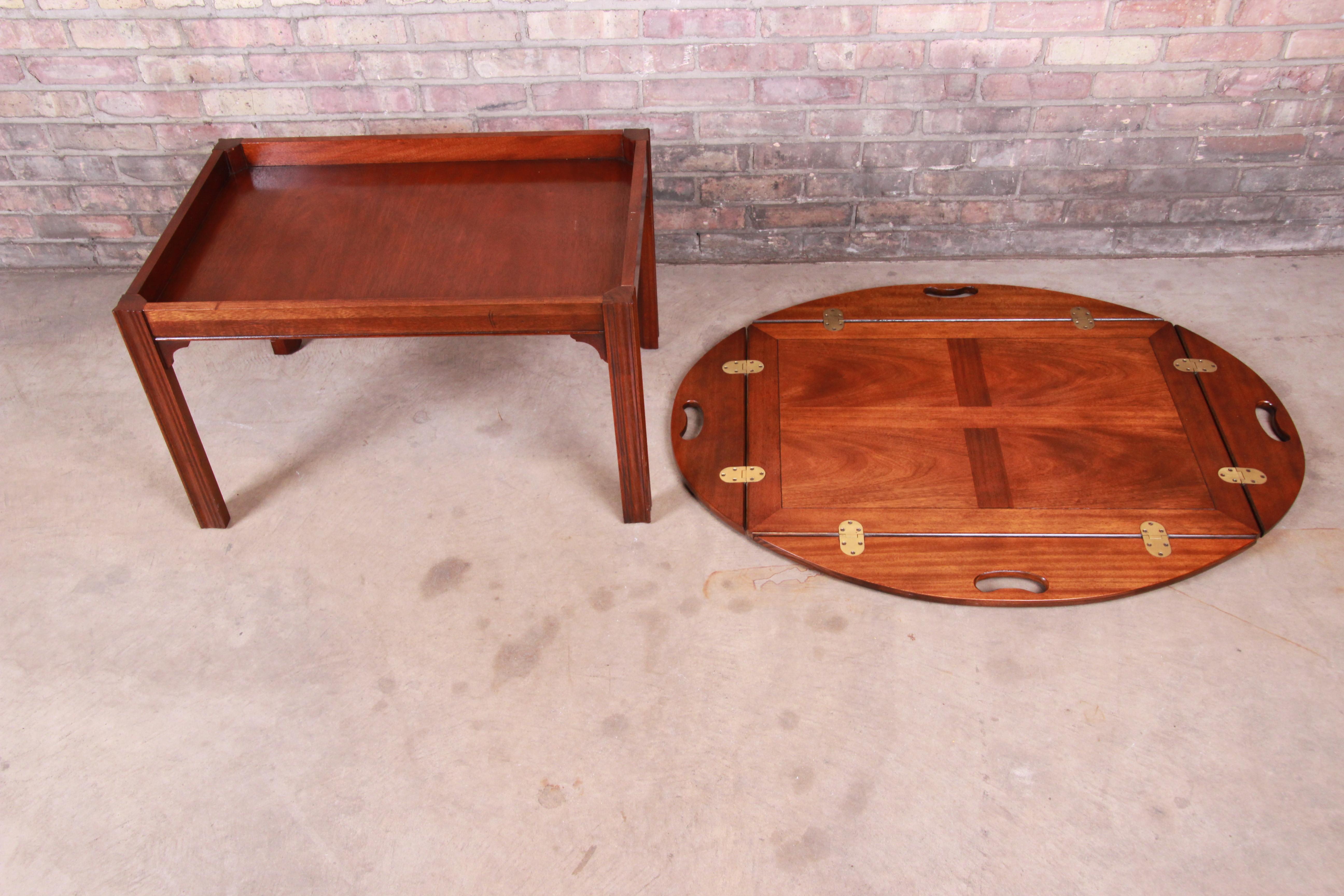 Baker Furniture Chippendale Mahogany Butler's Coffee Table In Good Condition In South Bend, IN