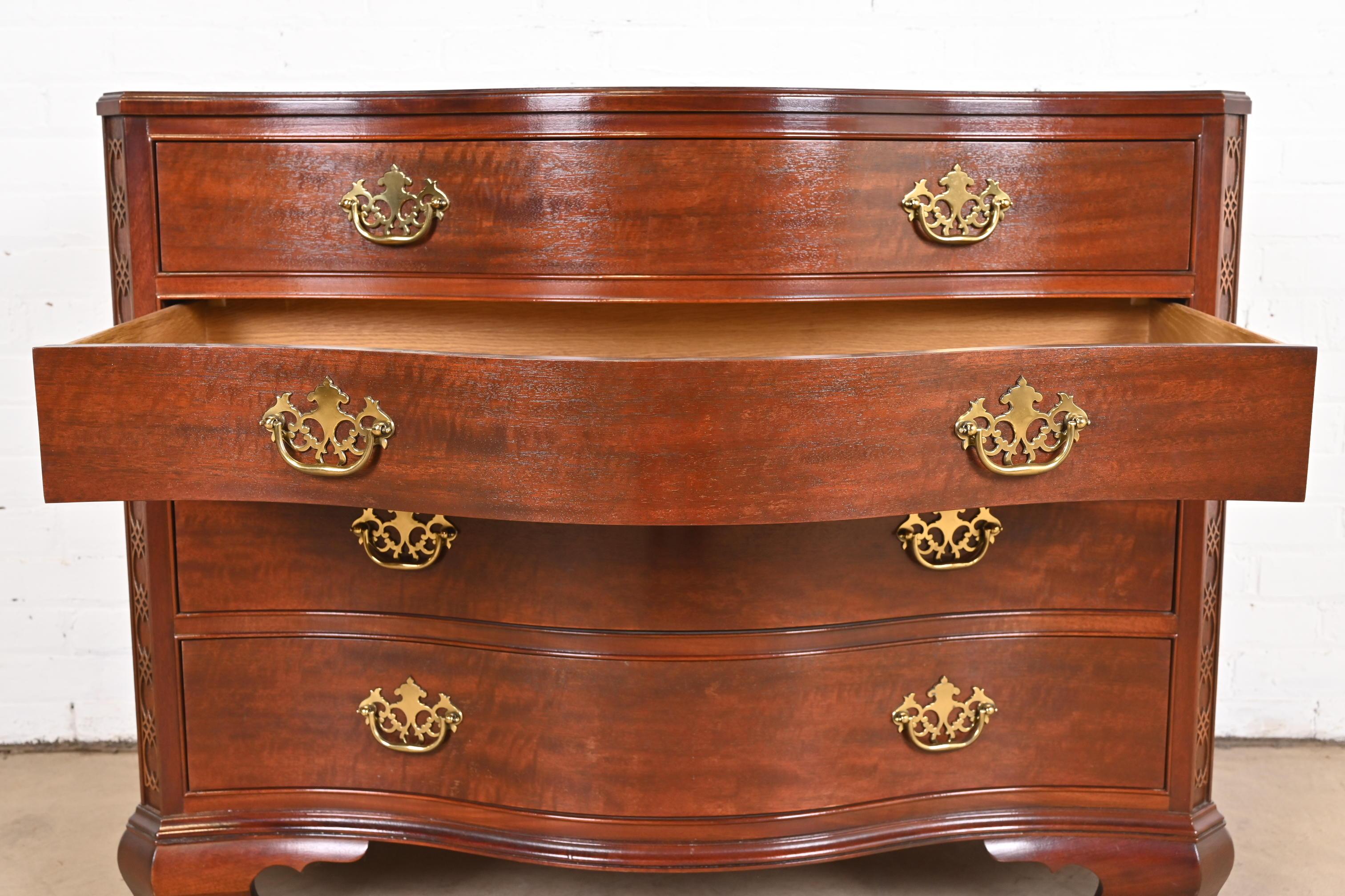 Baker Furniture Chippendale Mahogany Serpentine Dresser Chest, Newly Refinished For Sale 2