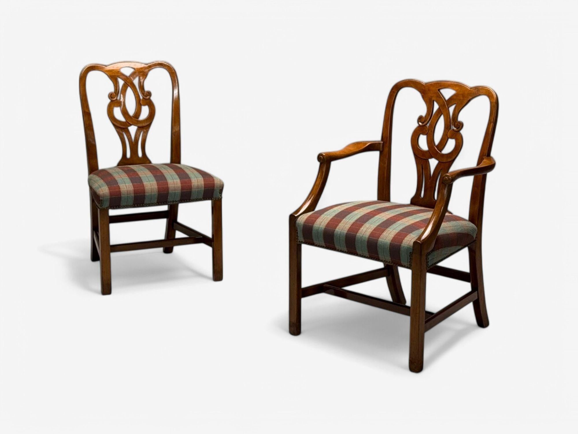 Baker Furniture, Chippendale Style, Mahogany, Eight Dining Chairs, USA, 1950s In Good Condition For Sale In Manhasset, NY
