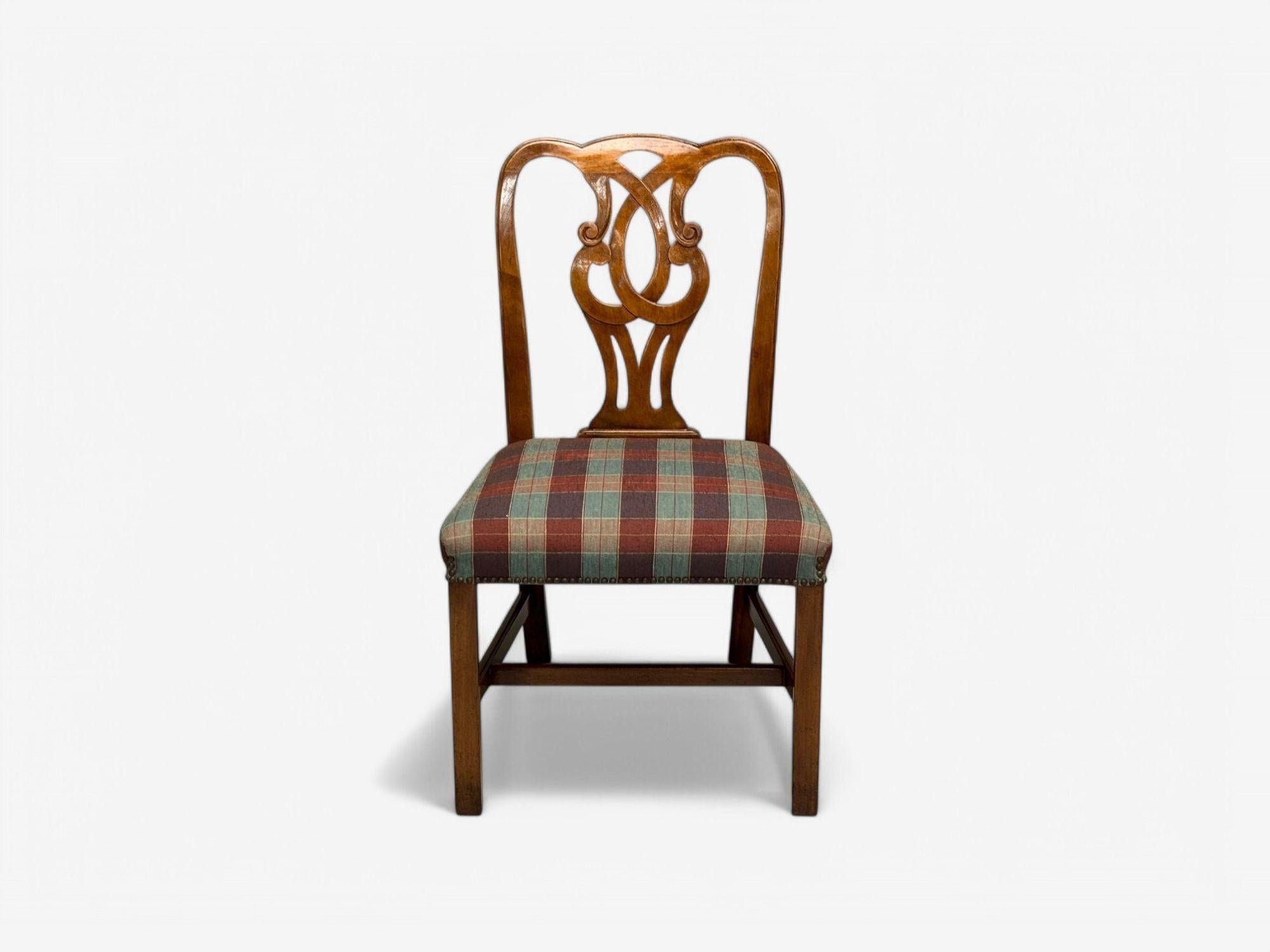 Baker Furniture, Chippendale Style, Mahogany, Eight Dining Chairs, USA, 1950s For Sale 3