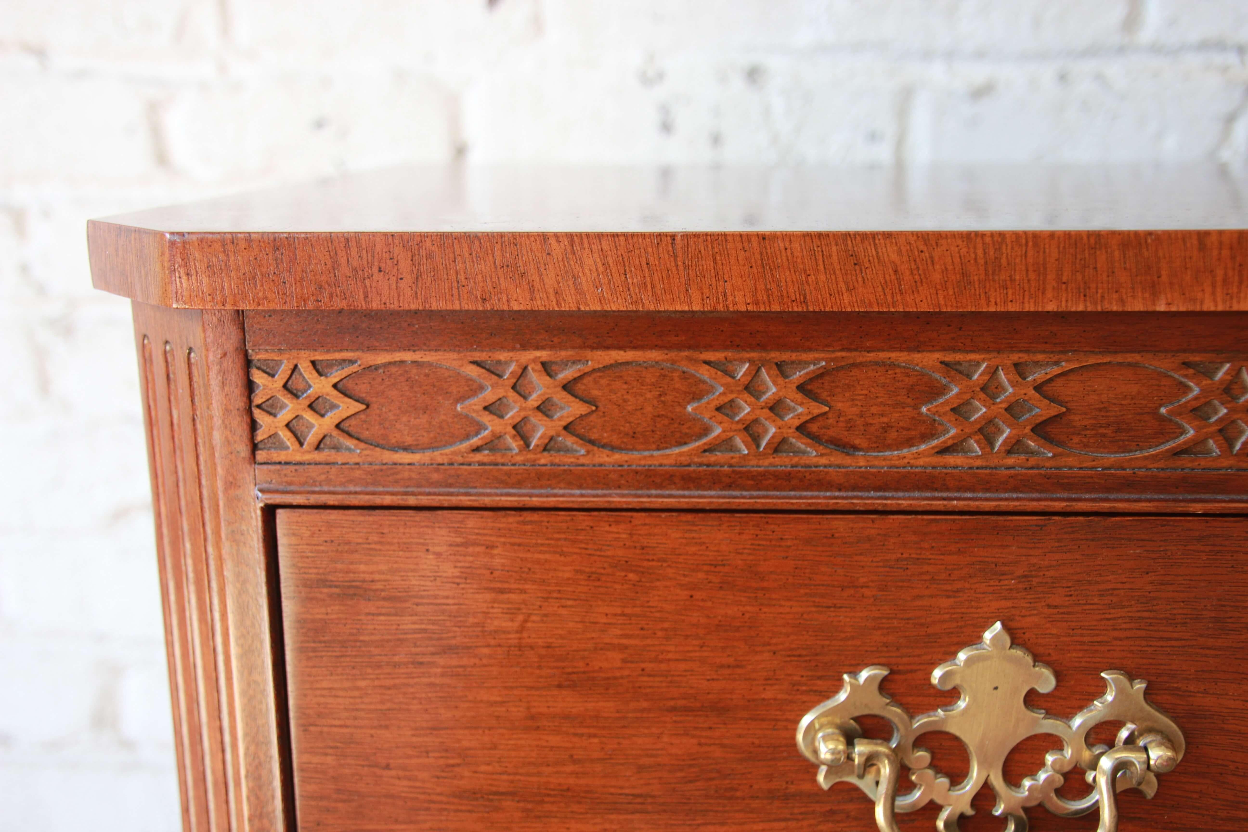 Baker Furniture Chippendale Style Mahogany Seven-Drawer Long Dresser In Good Condition In South Bend, IN
