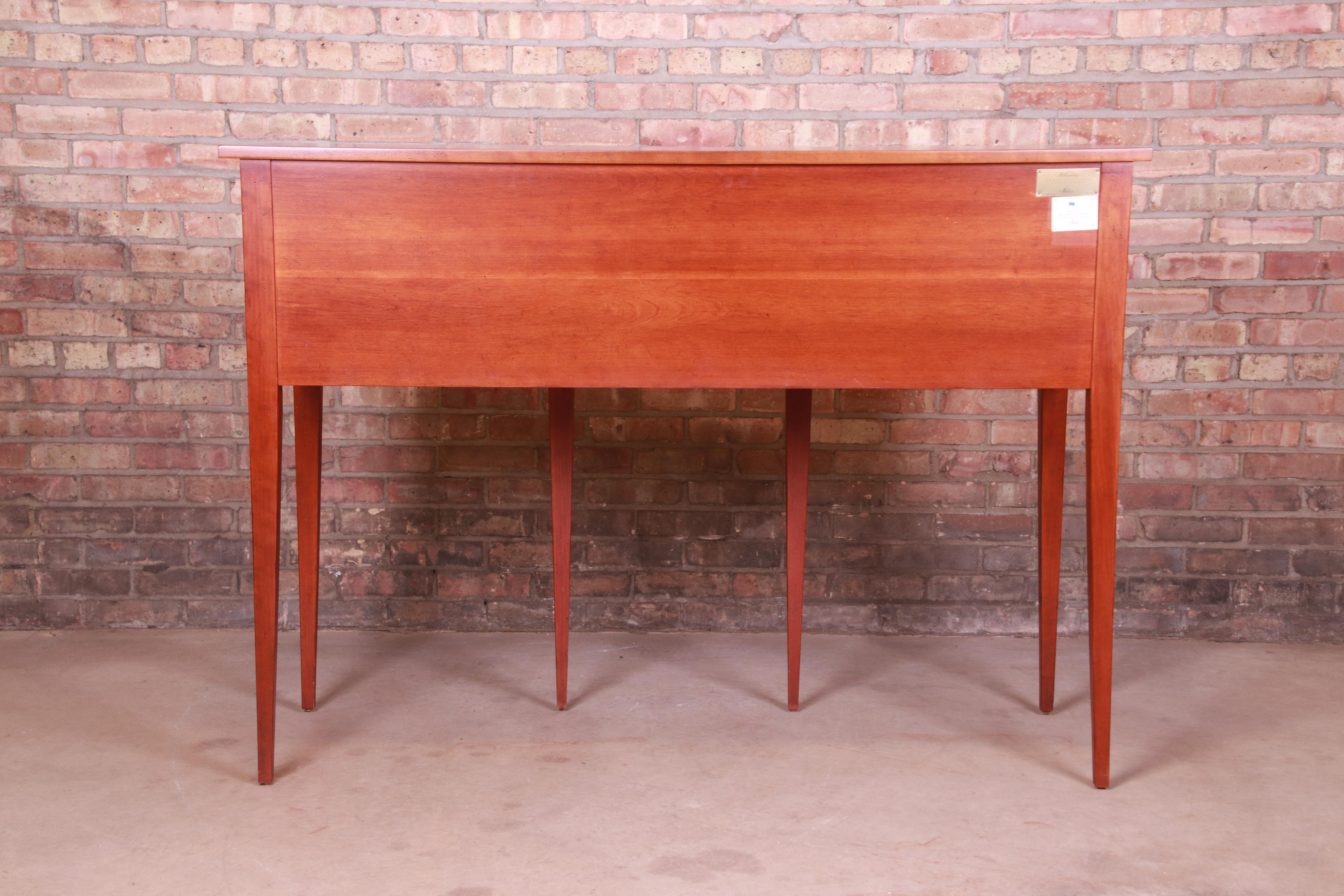 Baker Furniture Colonial Williamsburg Mahogany Sideboard Credenza, Refinished For Sale 7