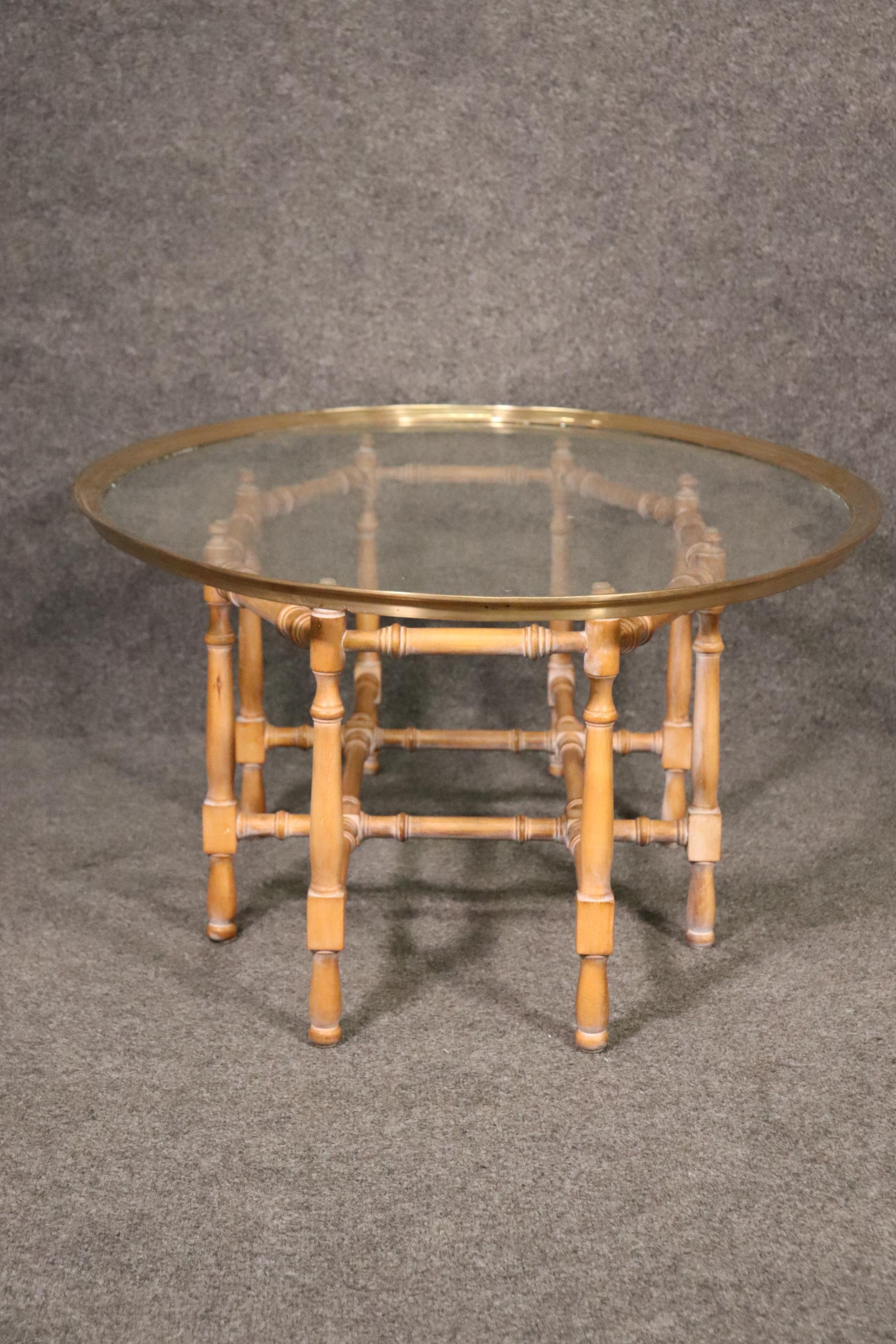Chinese Chippendale Baker Furniture Company Faux Bamboo Brass and Glass Tray Top Table For Sale