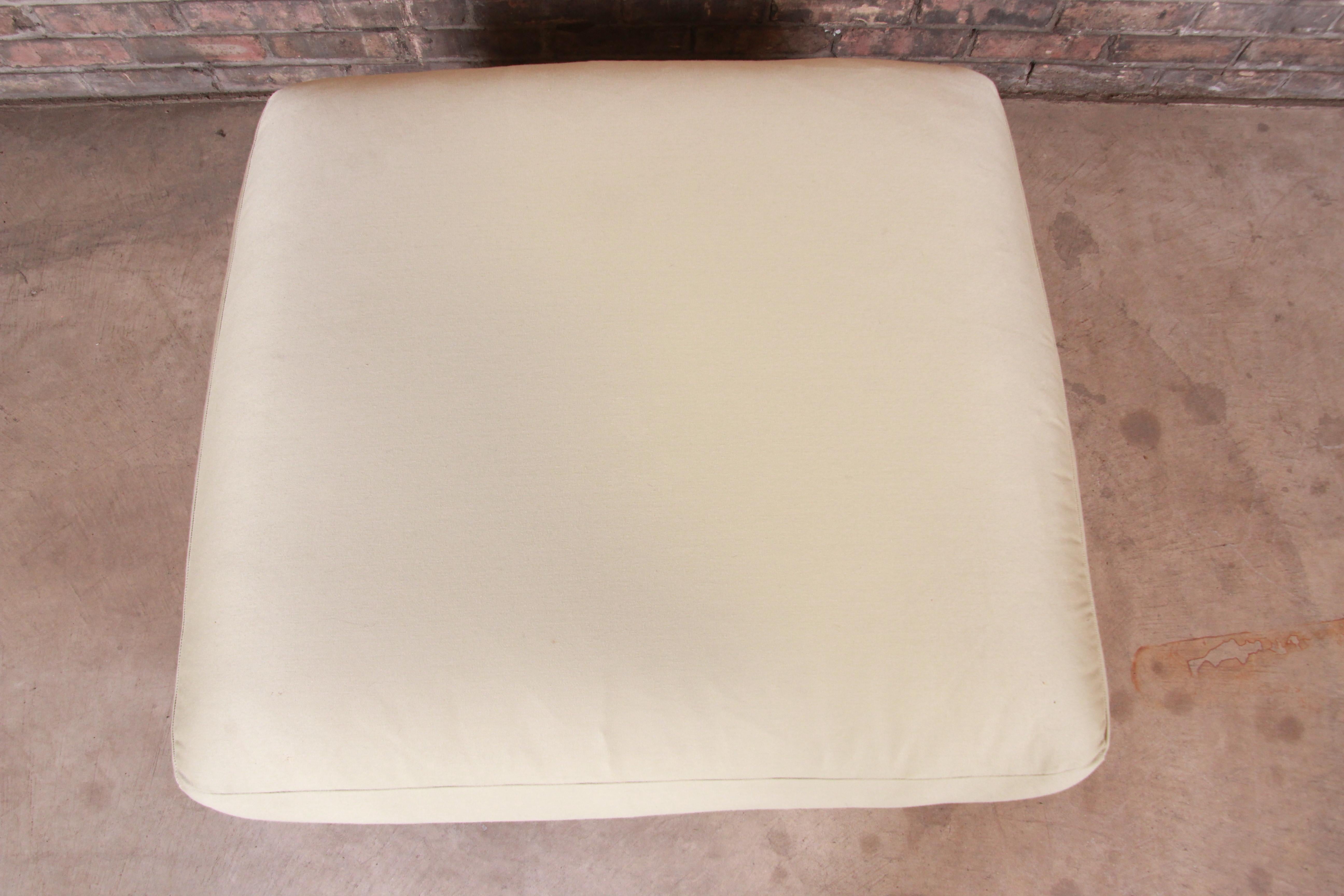 Baker Furniture Contemporary Down-Filled Ottoman In Good Condition In South Bend, IN